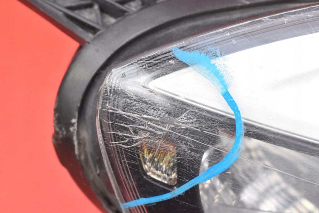 REFLEKTOR right light front XENON EU 31283333 VOLVO V40 2 II 12-16