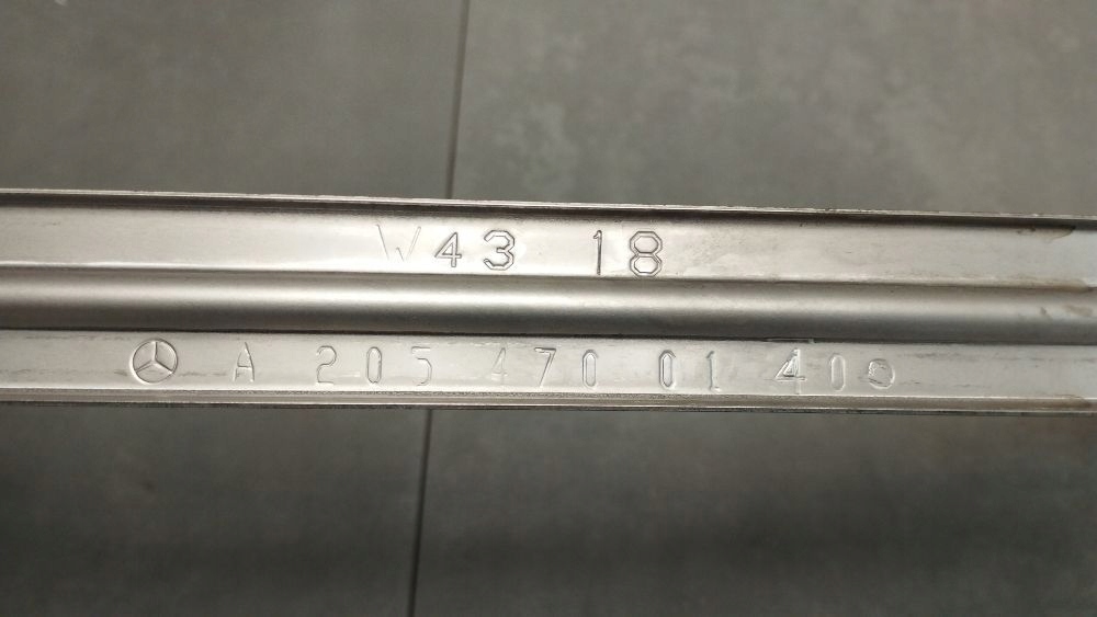 Mercedes-Benz E W213 OBEJMA Behälter A2054700140