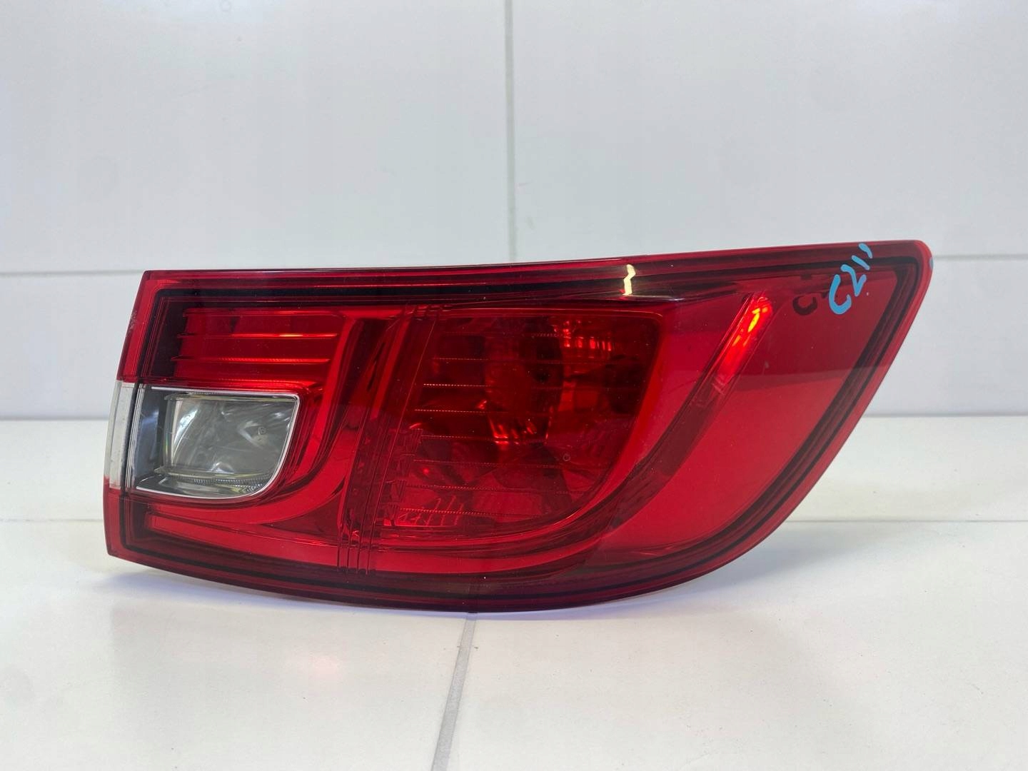 light rear right side Renault Clio 4 2015 265502831R