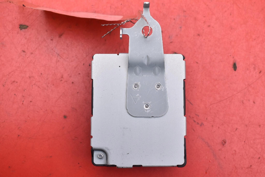 control unit module KEY TPMS 897B0-0D060 TOYOTA YARIS CROSS 20-25