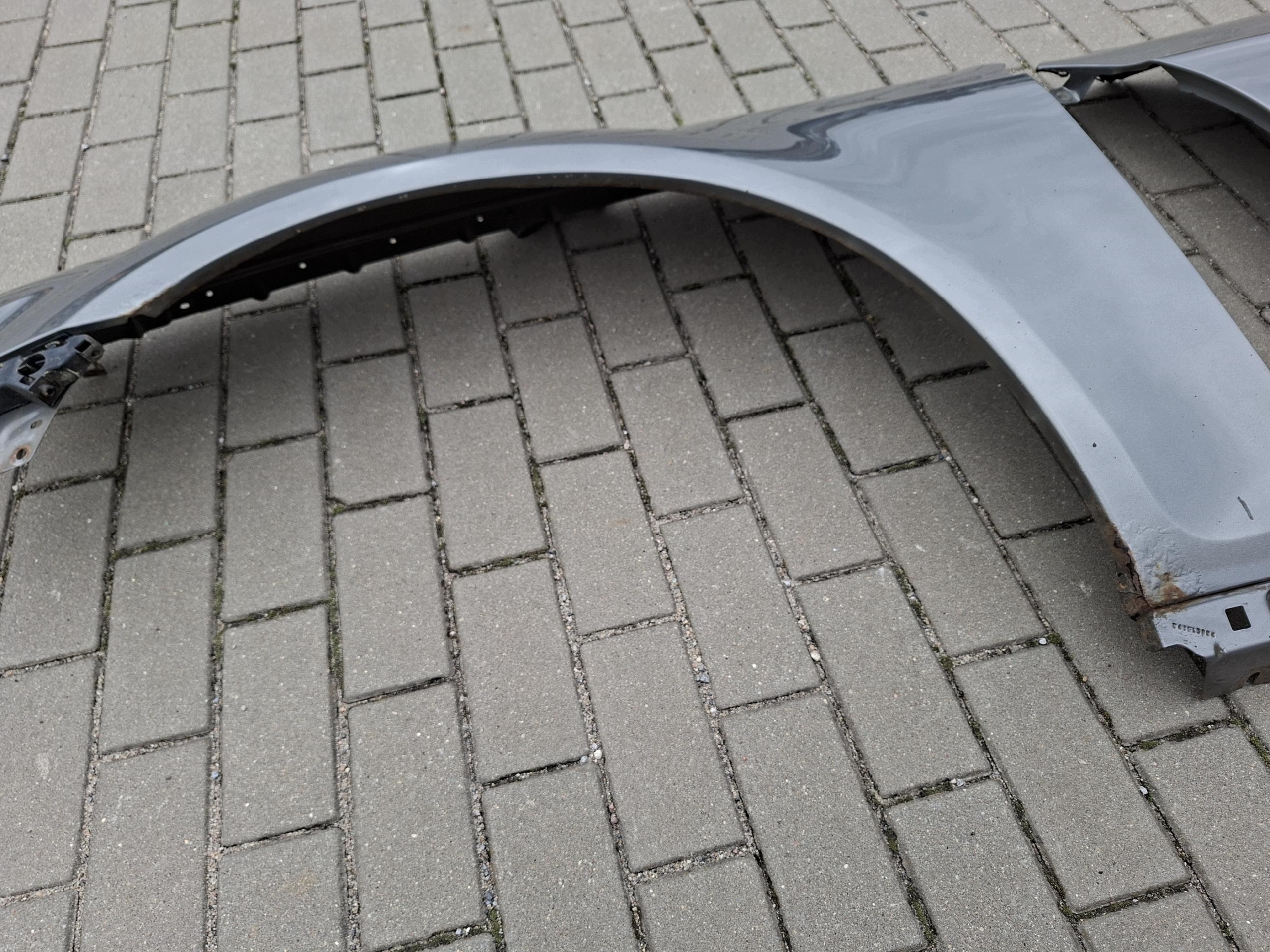 fender front front left support CHRYSLER 300C II THEMA PDM