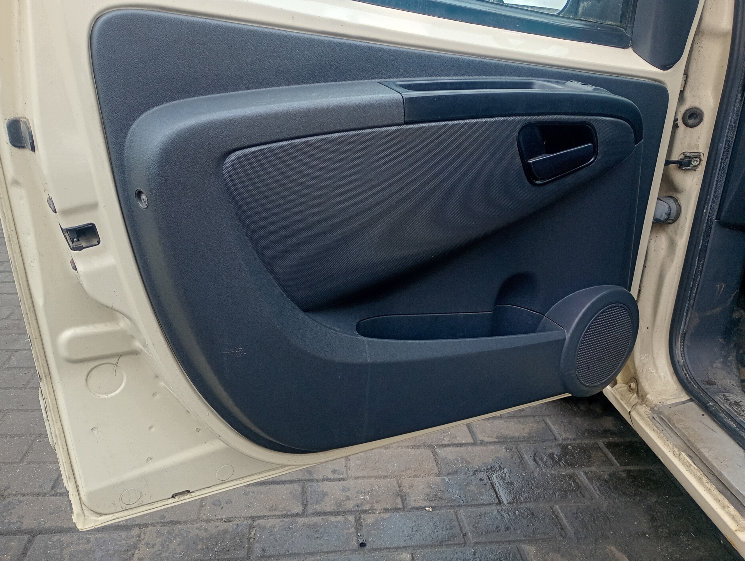 upholstery side left front Citroen Nemo 08-17