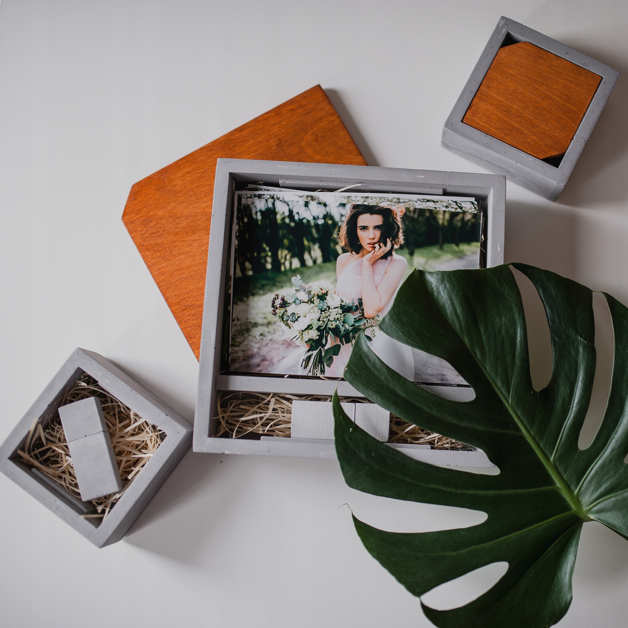 Betonowe pudełko na obrączki pendriv 13x18 grawerowane ślub chrzest