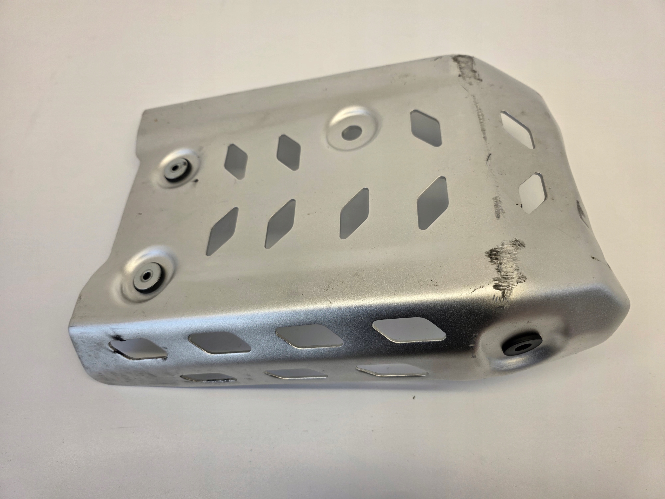 KOVE 800 X PRO osłona silnika płyta