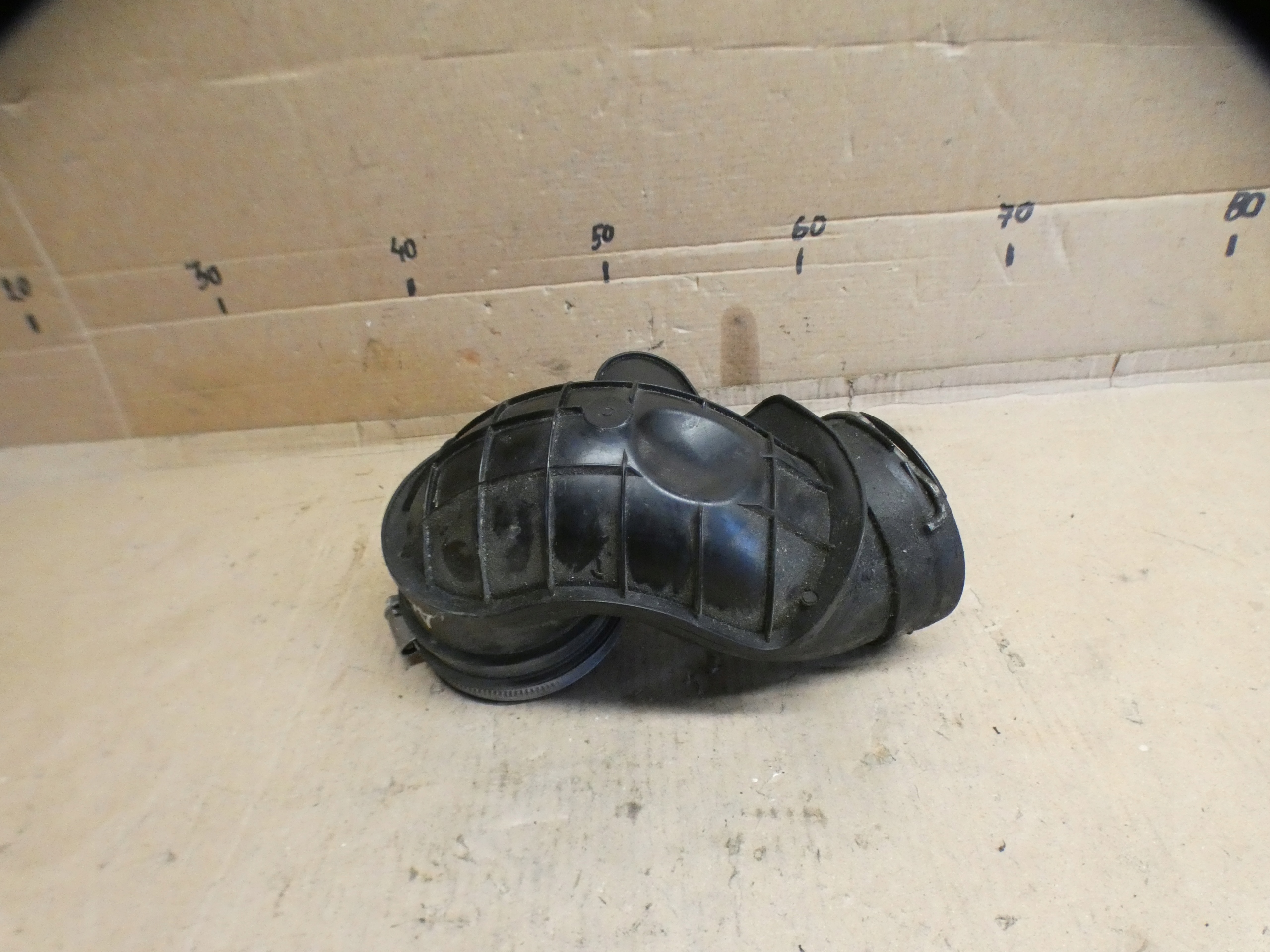 rohr luft oczyszczonego BMW 13717812948