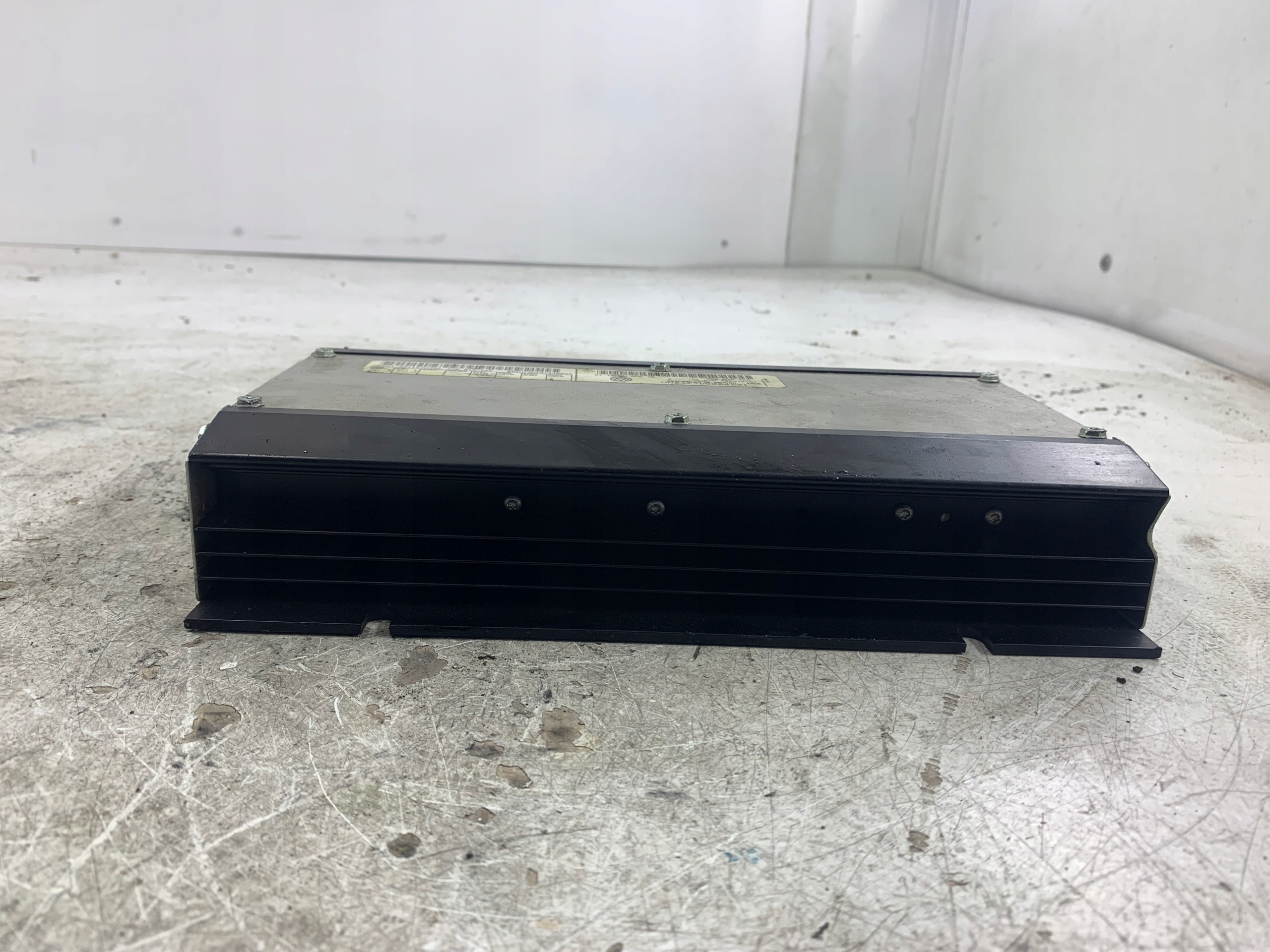 VW PHAETON amplifier BLAUPUNKT 3D0035466