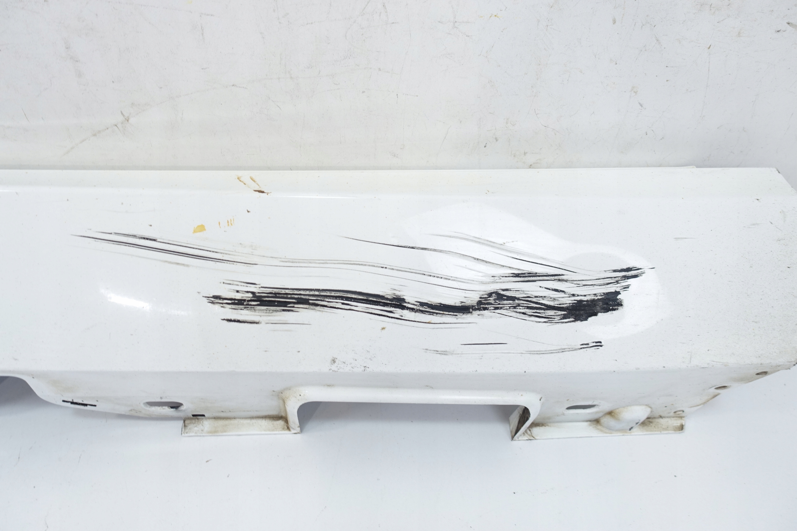 MERCEDES E class W212 moulding threshold left A2126900740