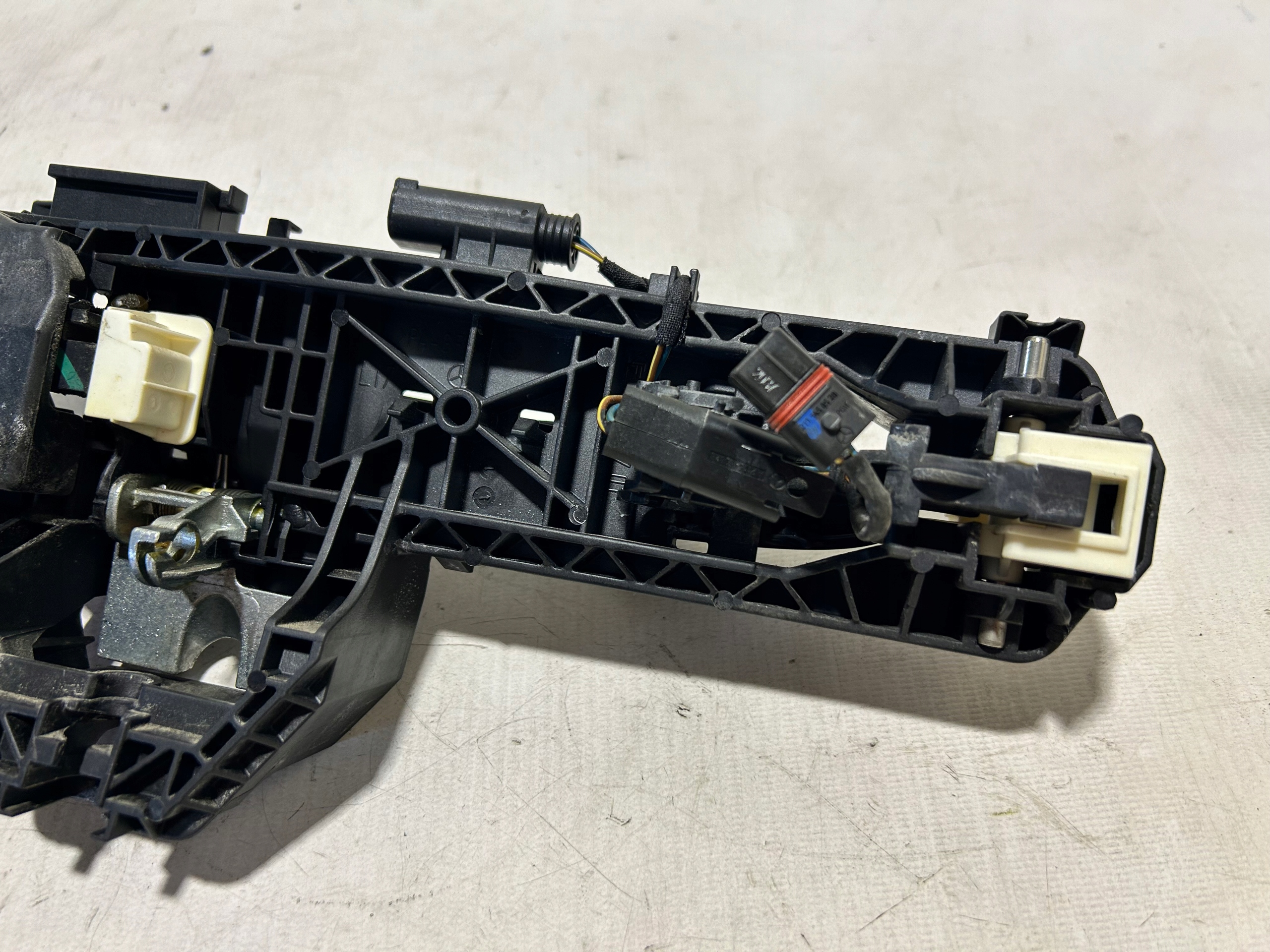 MERCEDES ML W166 C197 197 handle KEYLESS GO left front front