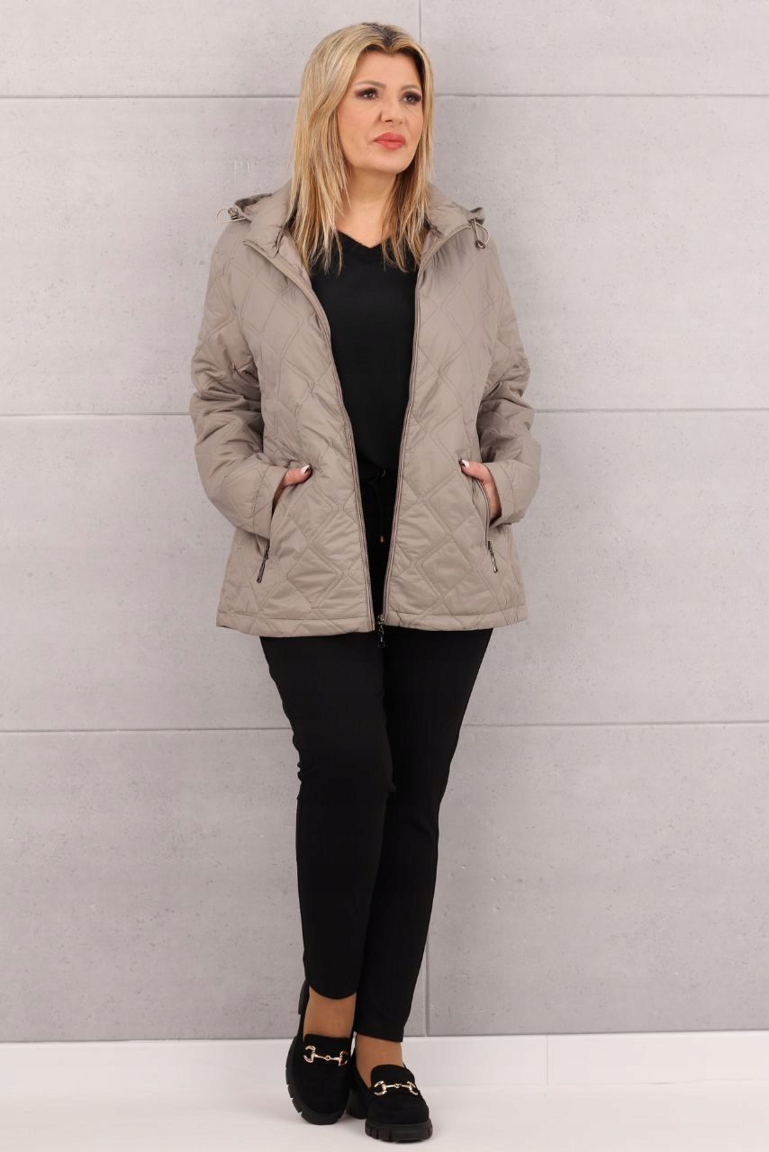 PIKOWANA PRZEJŚCIOWA LUŹNA KURTKA DAMSKA Z KAPTUREM PIKOWANA ROZMIARY Marka FEMIMODA