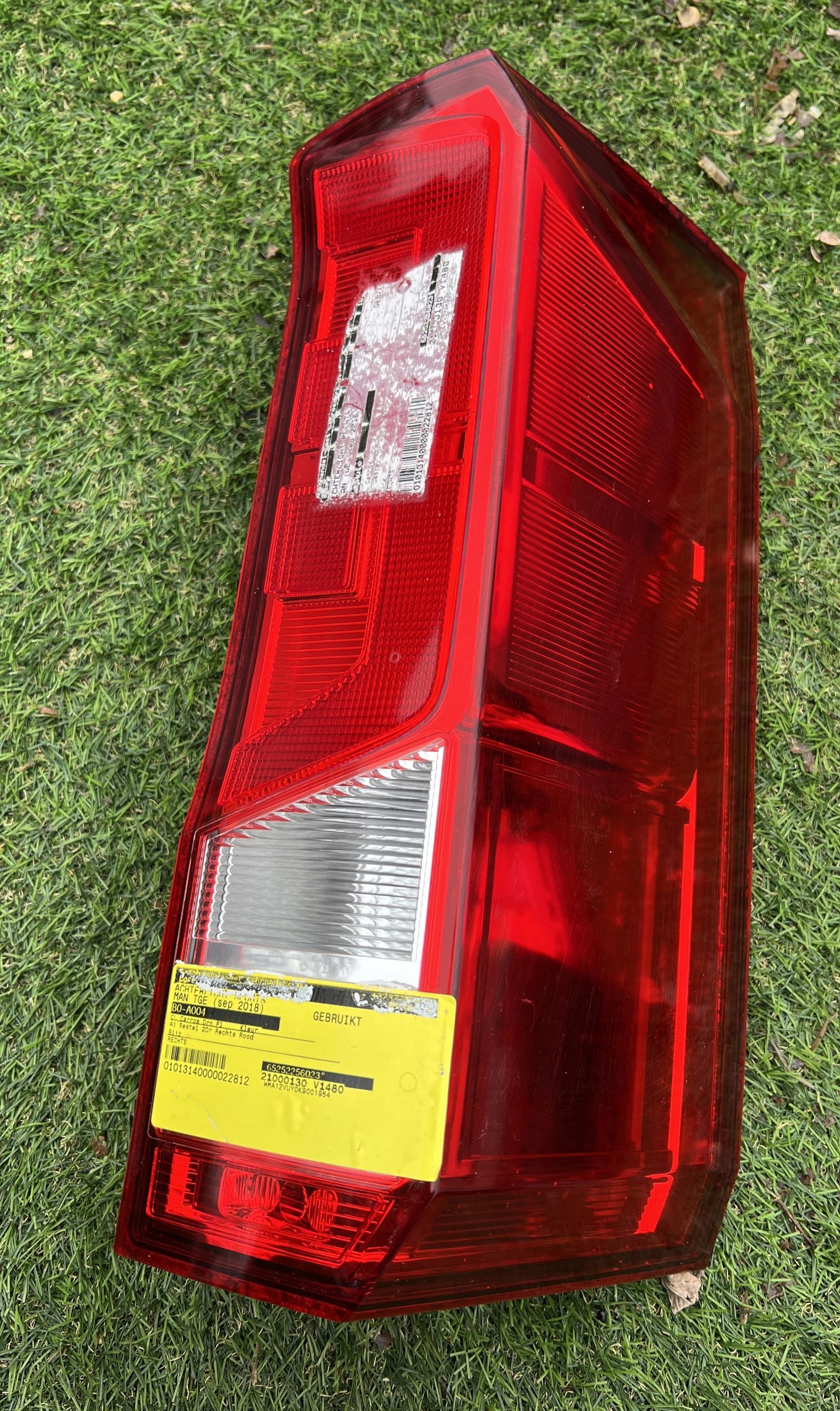 MAN TGE 2016 - 2026 light rear right complete 7C0.945.096.F 7C0945096F OR