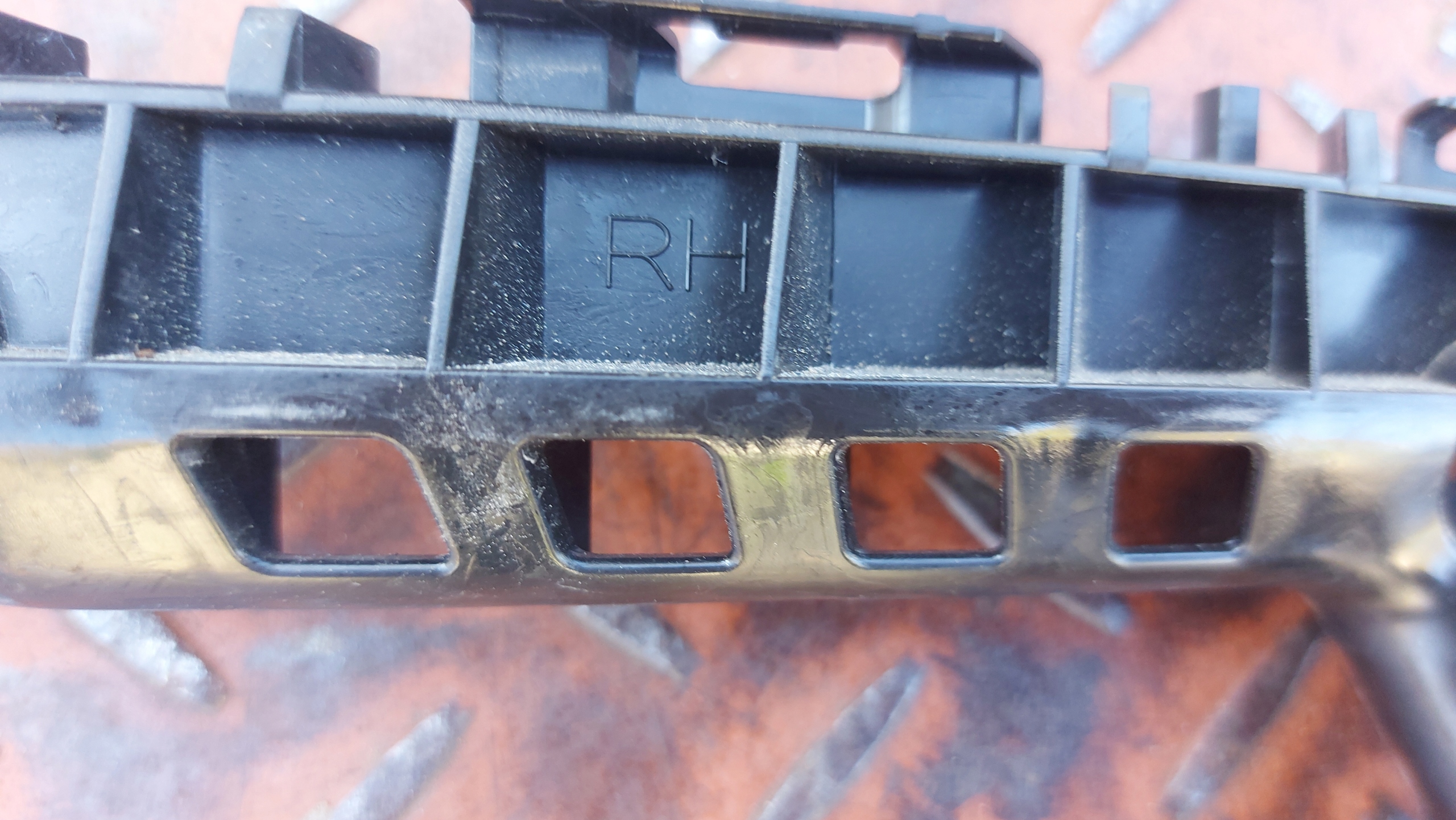 support right front TOYOTA COROLLA E21 19- sedan