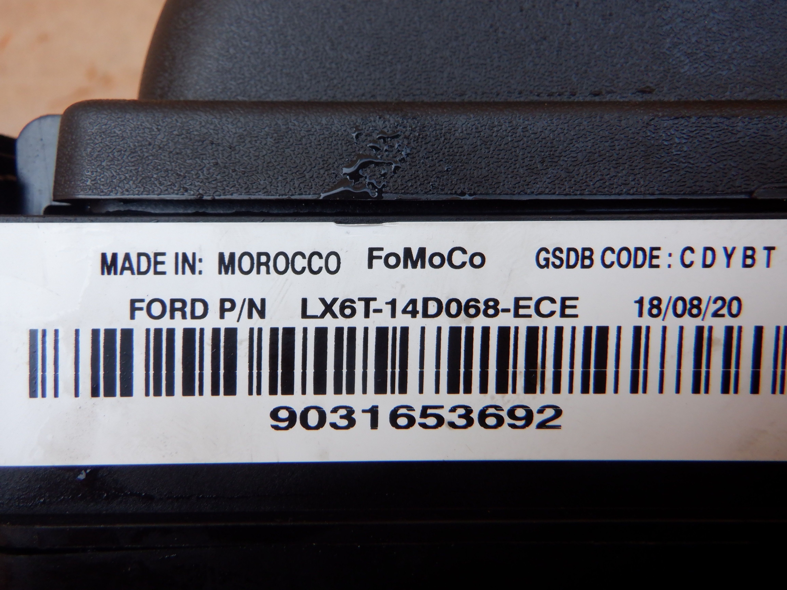 SKRZYNKA BEZPIECZNIKÓW FORD KUGA MK3 2.5 PHEV Producent części Ford OE