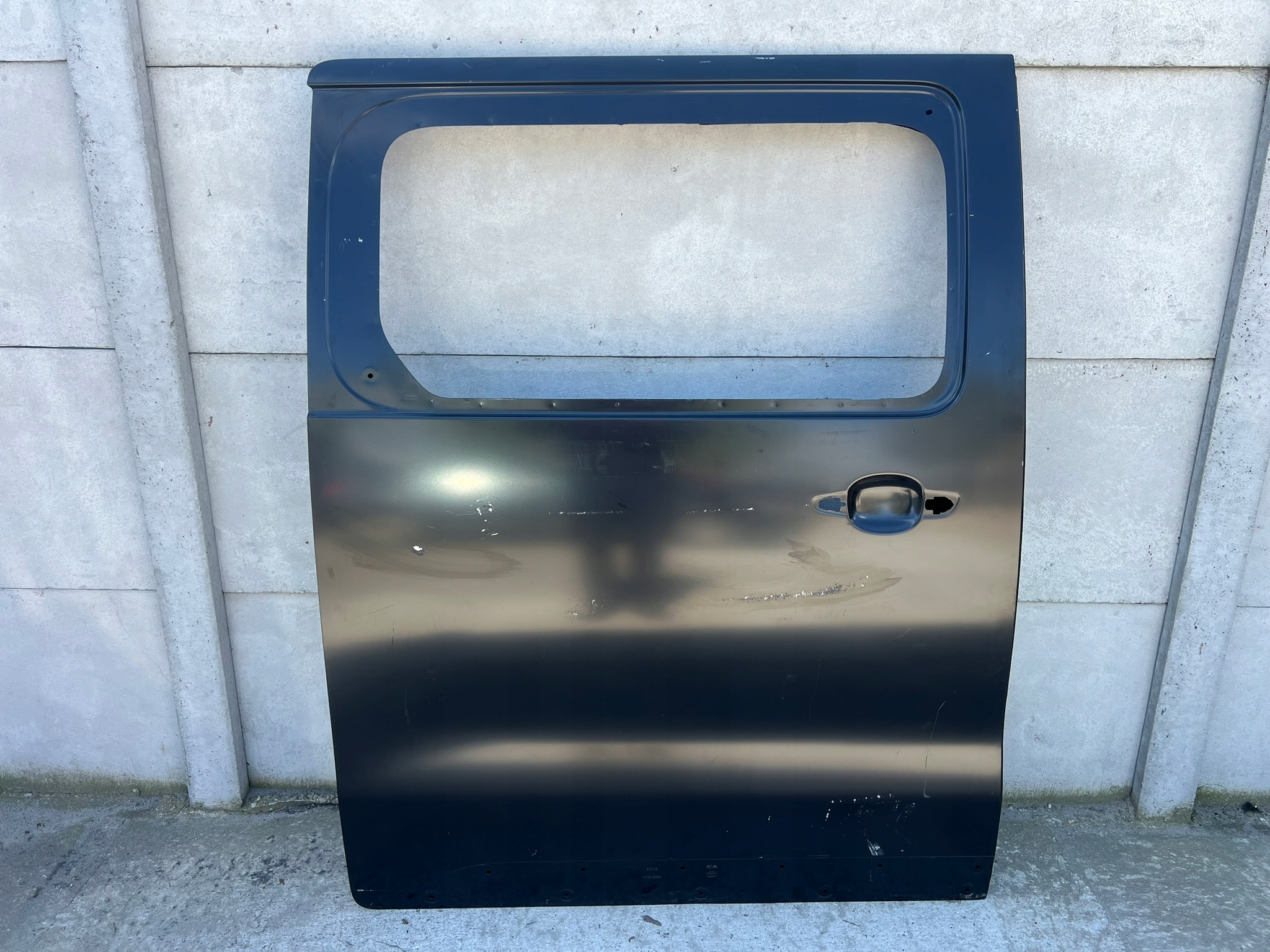 DRZWI JUMPY EXPERT PROACE OD 2016 VIVARO OD 2020 TYŁ BOK PRAWY NOWE ORYG