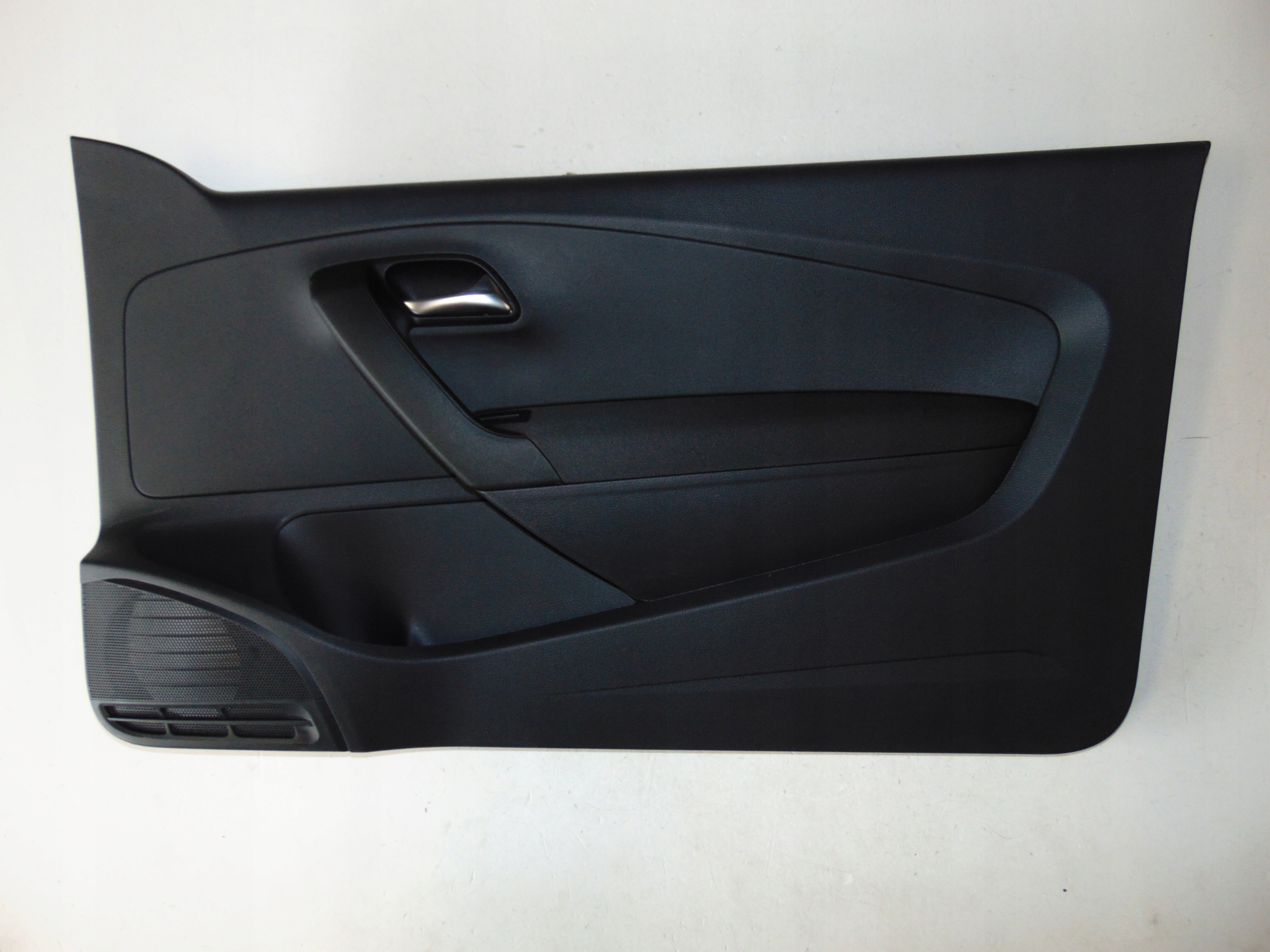 дверные карты volkswagen oe 6R3867012