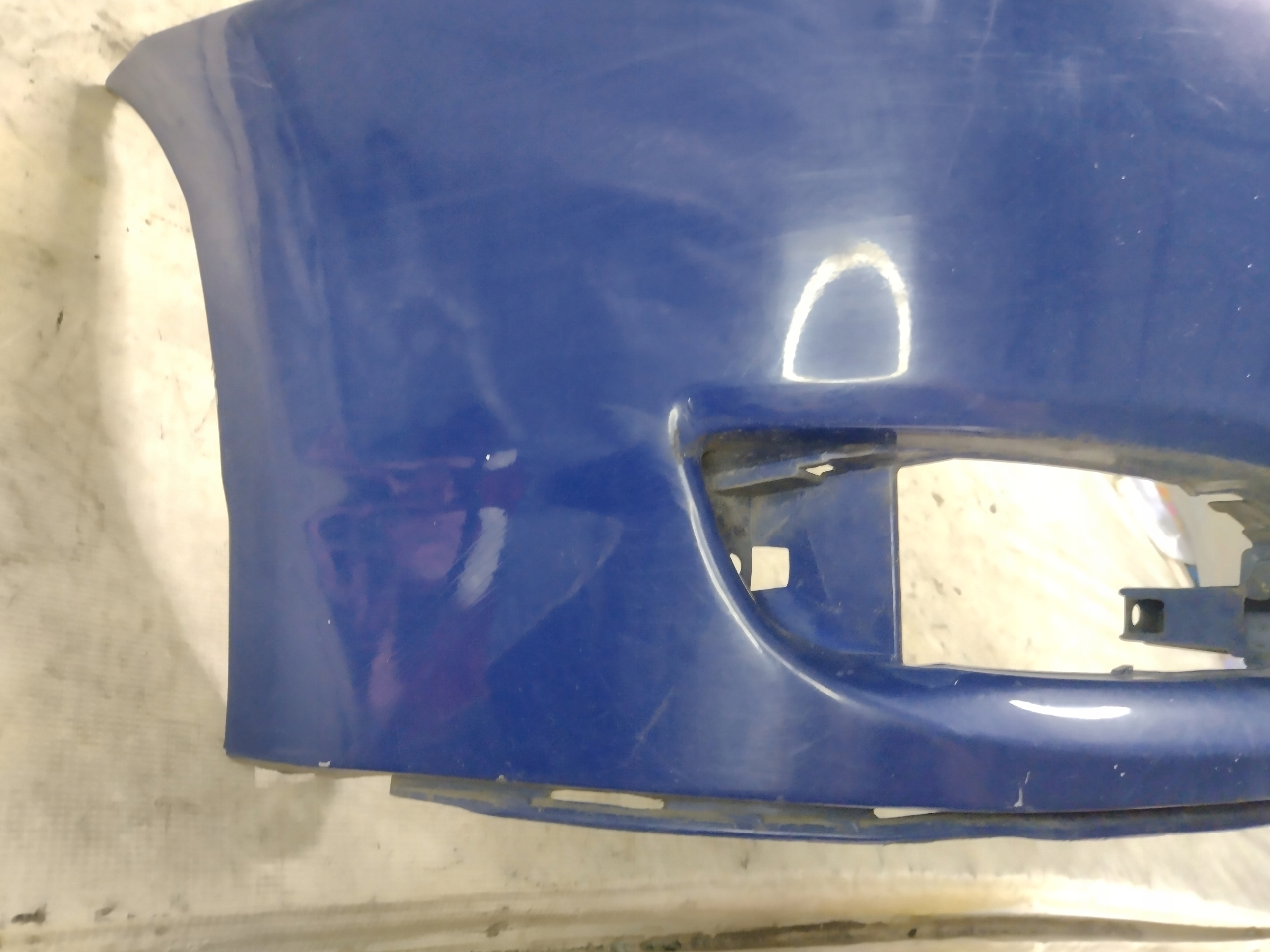 Frontstoßstange Toyota Corolla E12 3D k: 8Q4