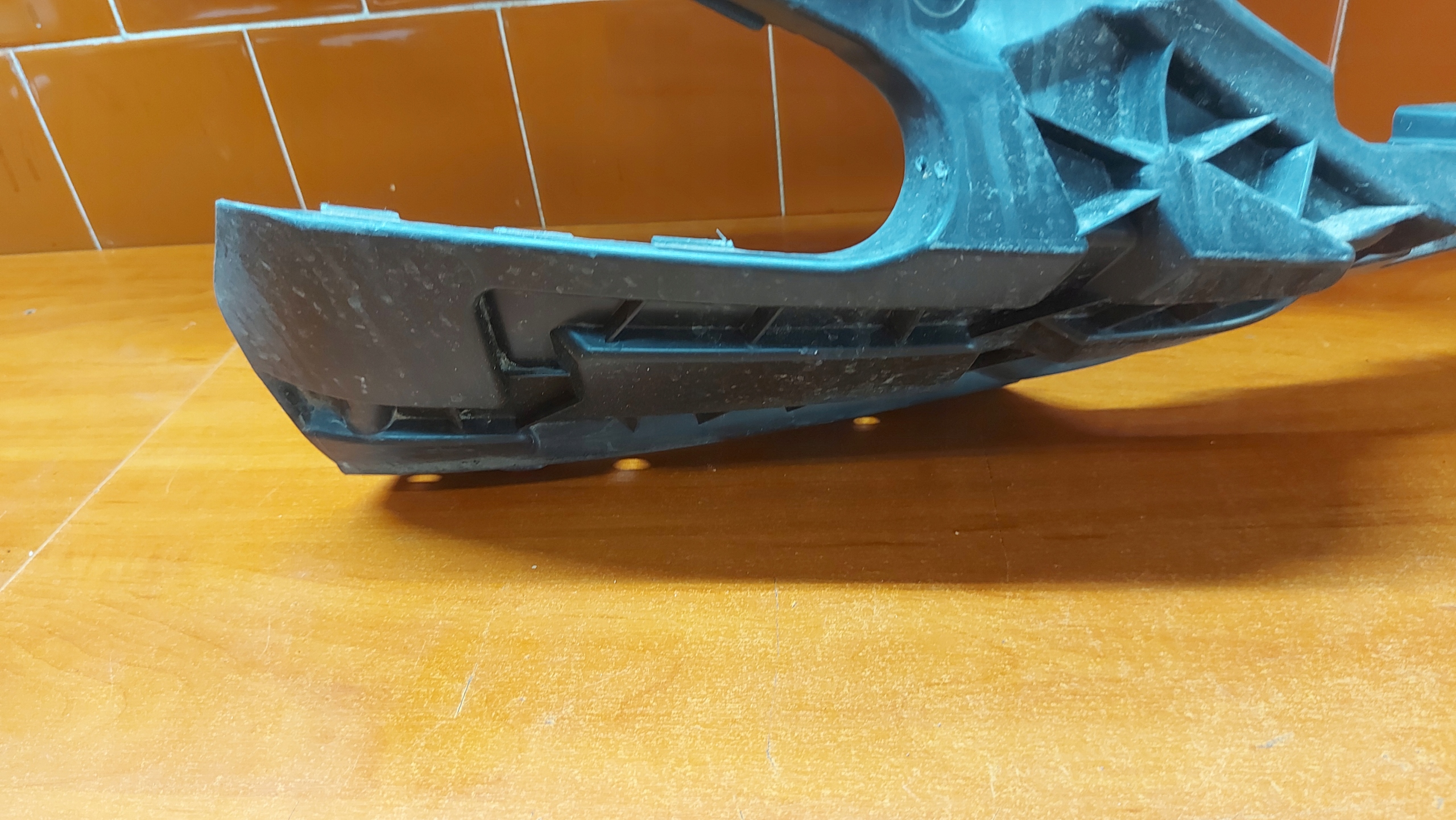 bumper bracket right front front BMW X5 G05 18