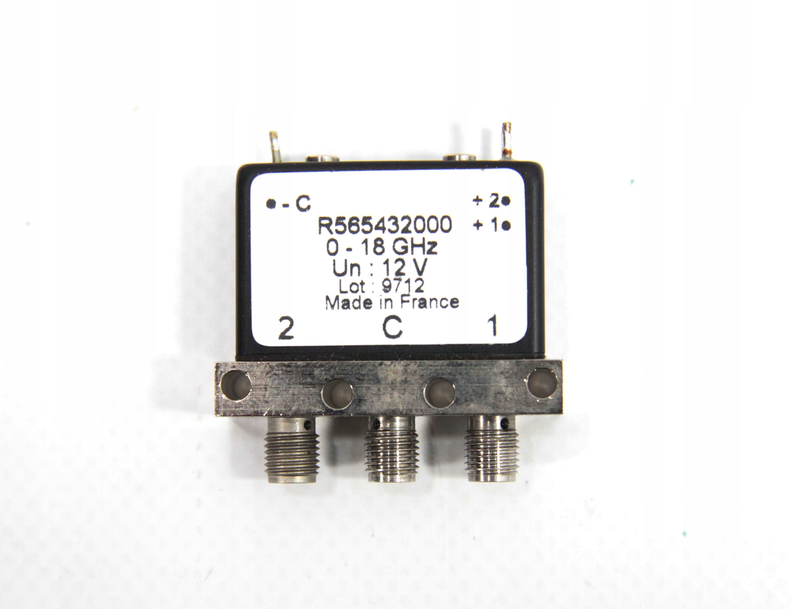 PRZEKAŹNIK KONCENTRYCZNY DC-18GHz 12 V ZATRZASKOWY