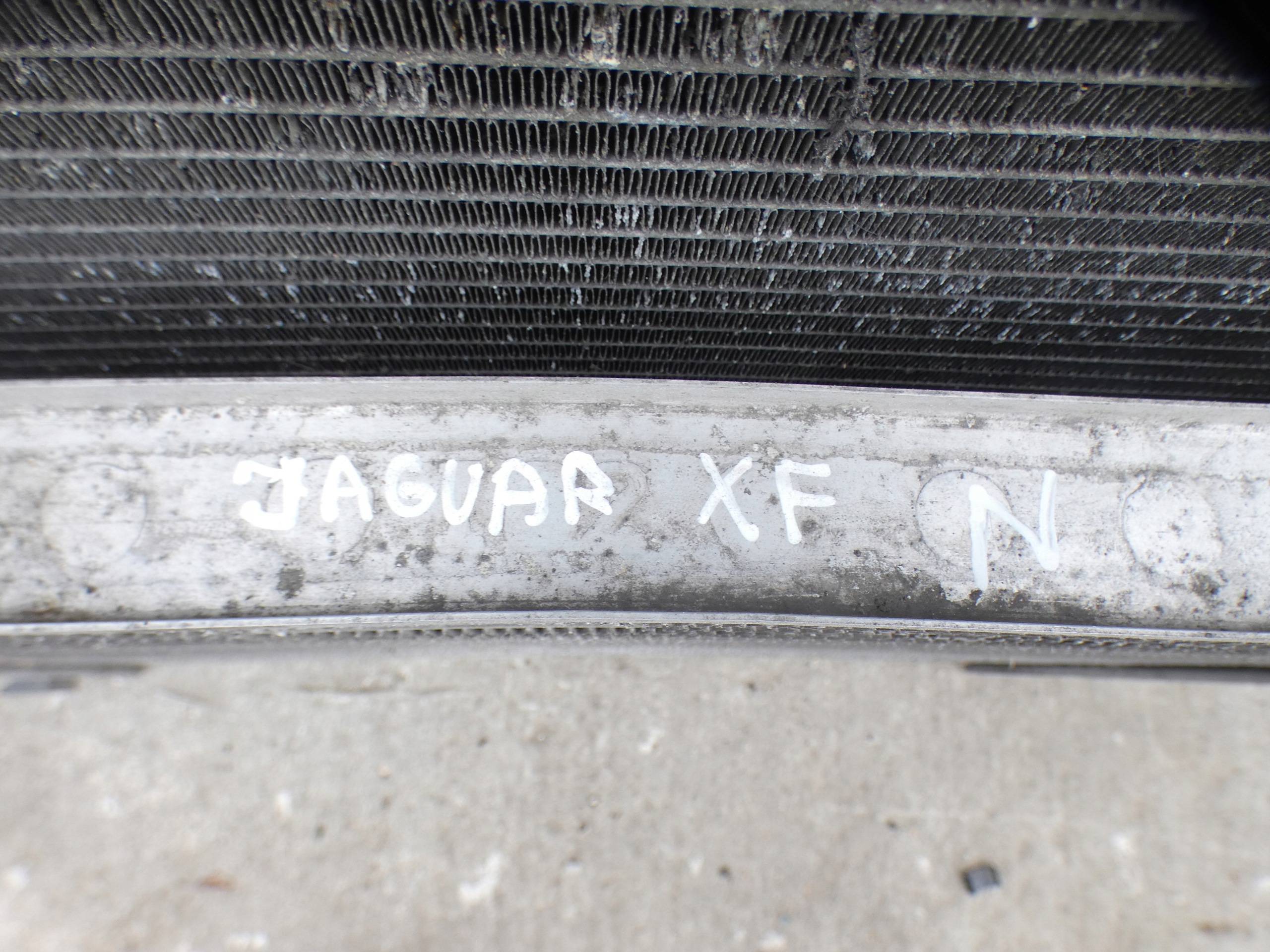 JAGUAR XF a 3.0D V6 KOMPLET chladiče ventilátor 9X23-8C607-BF