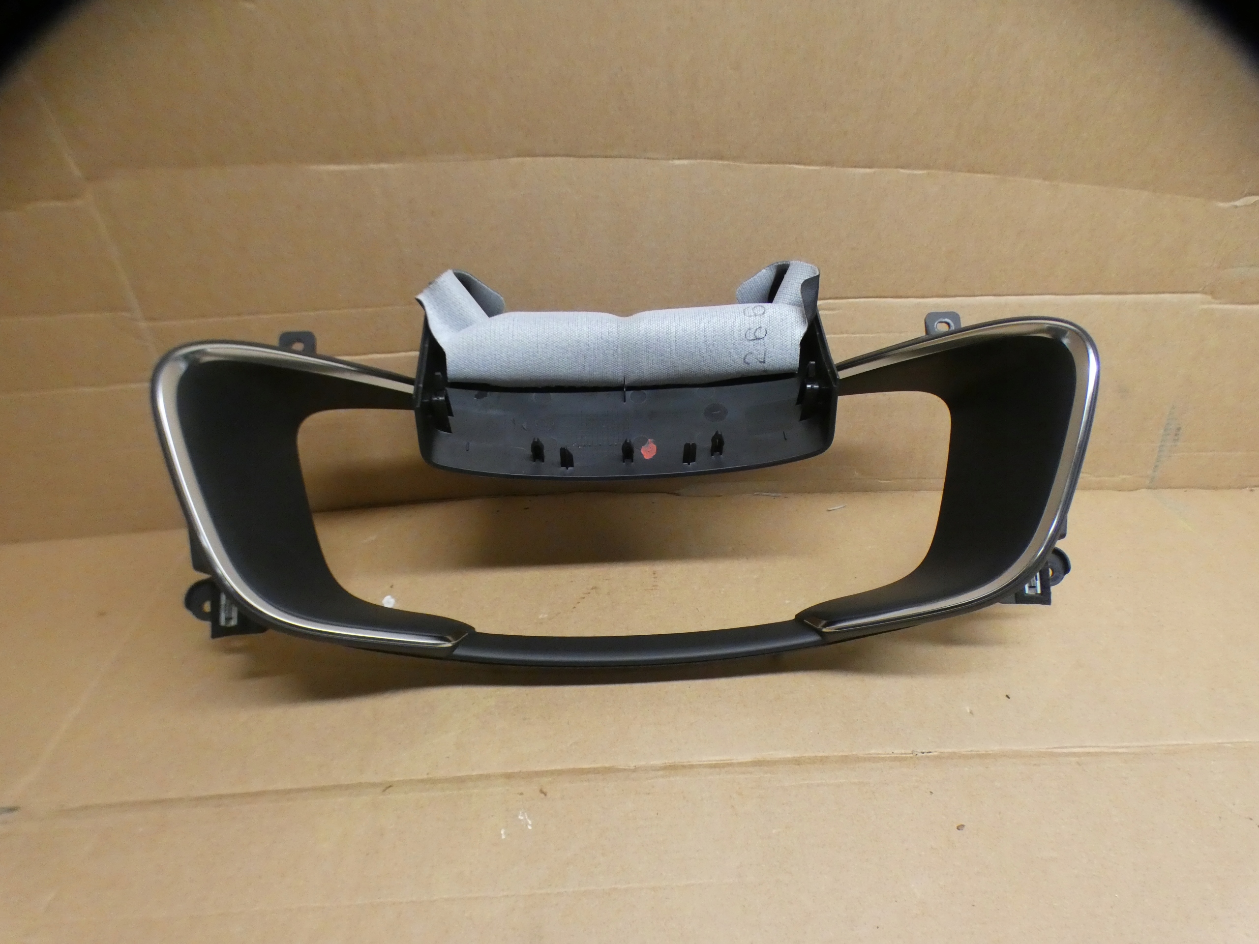 Citroen DS7 Crossback cover instrument panel frame 9821576977