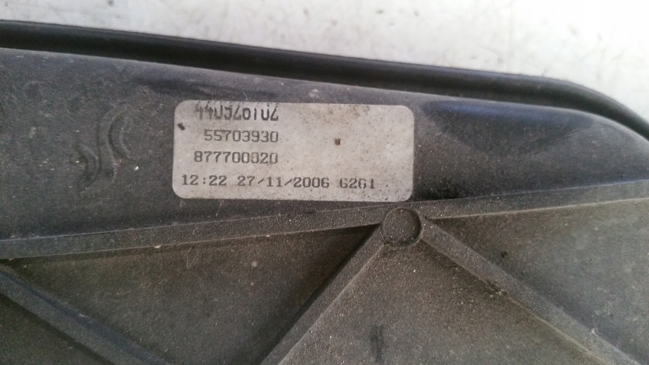 ventilátor 55703930 1,3 CDTI Opel Corsa D