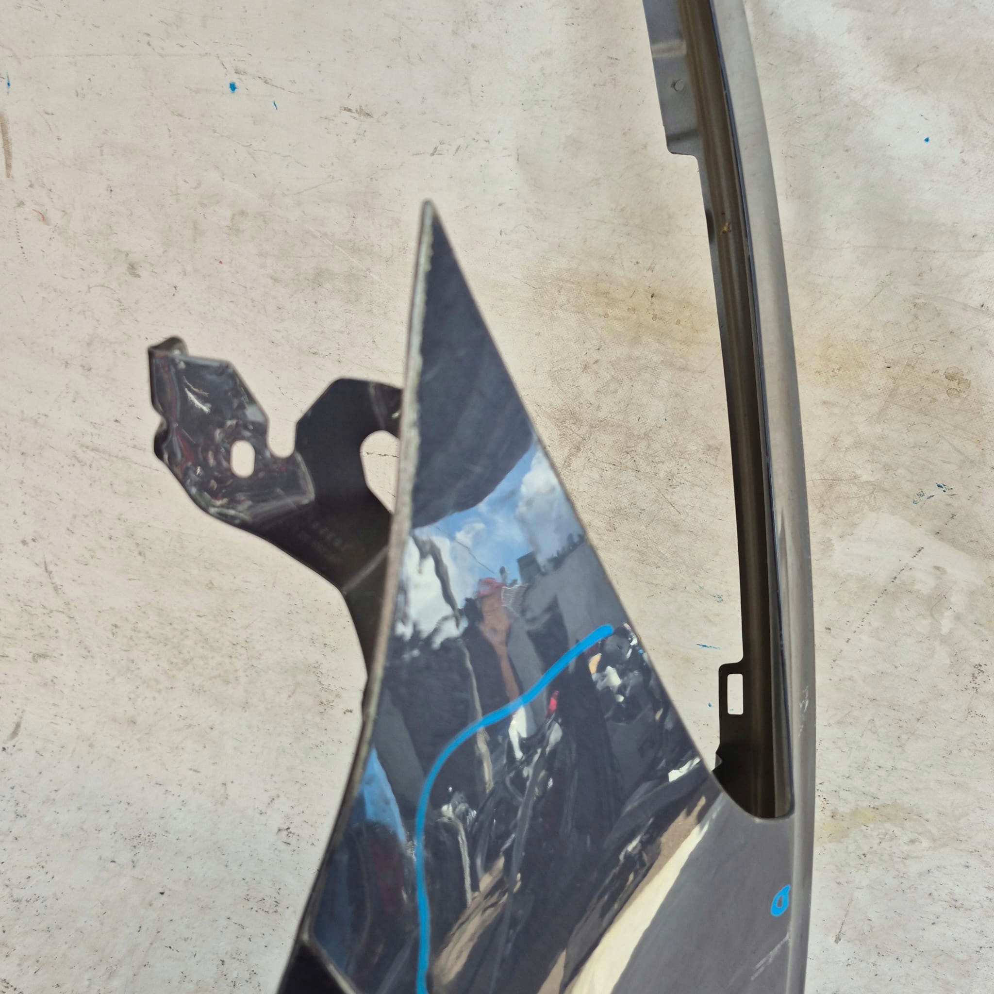 TESLA MODEL 3 17- fender left front front