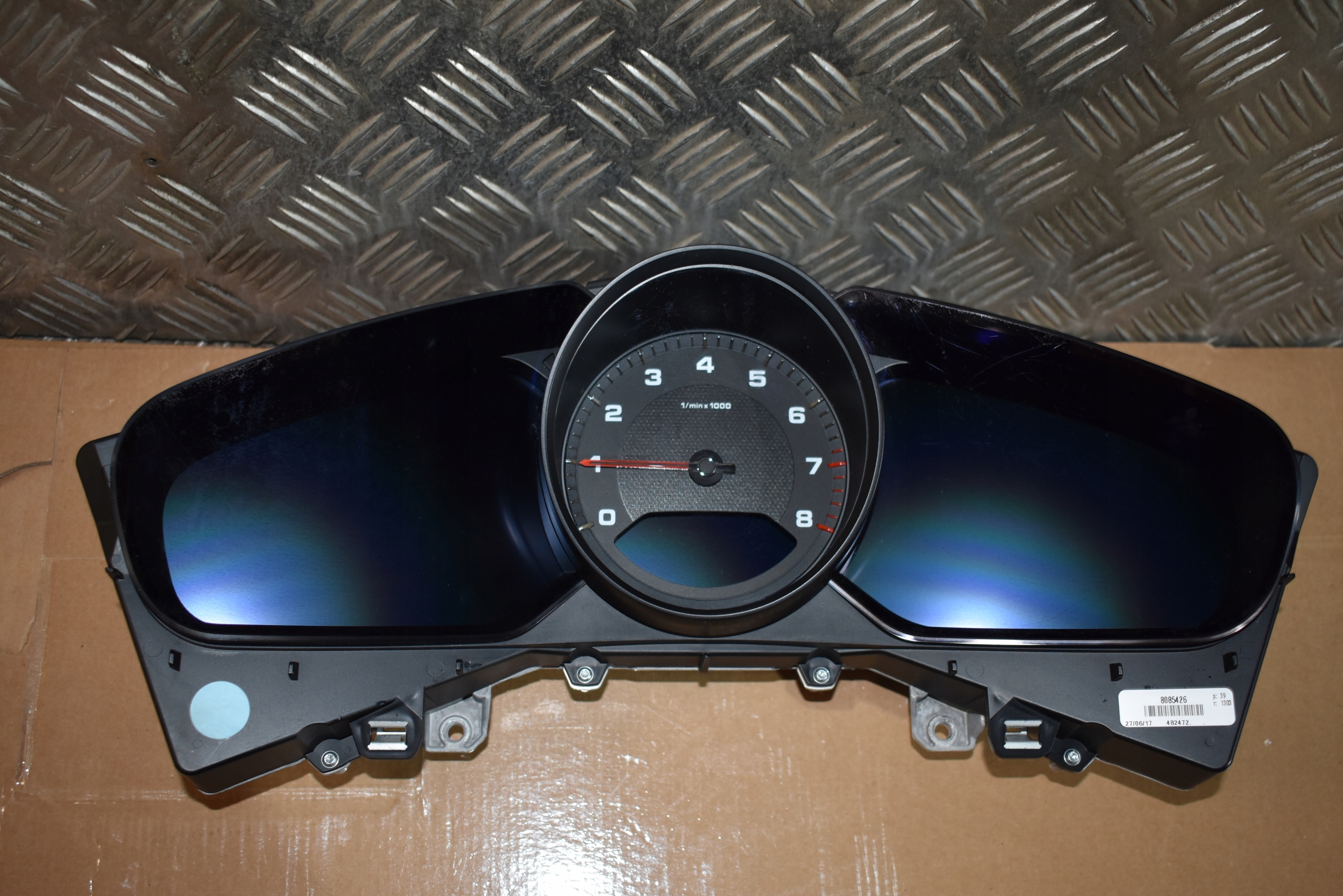 IDEALNY dials PORSCHE PANAMERA 971 1 9