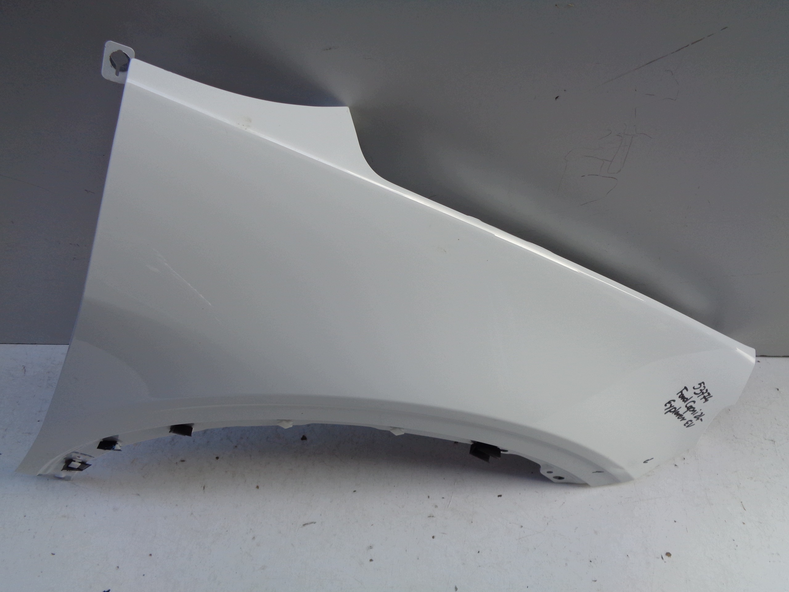fender right front FORD EXPLORER EV 23- CAPRI 24- NR 53774