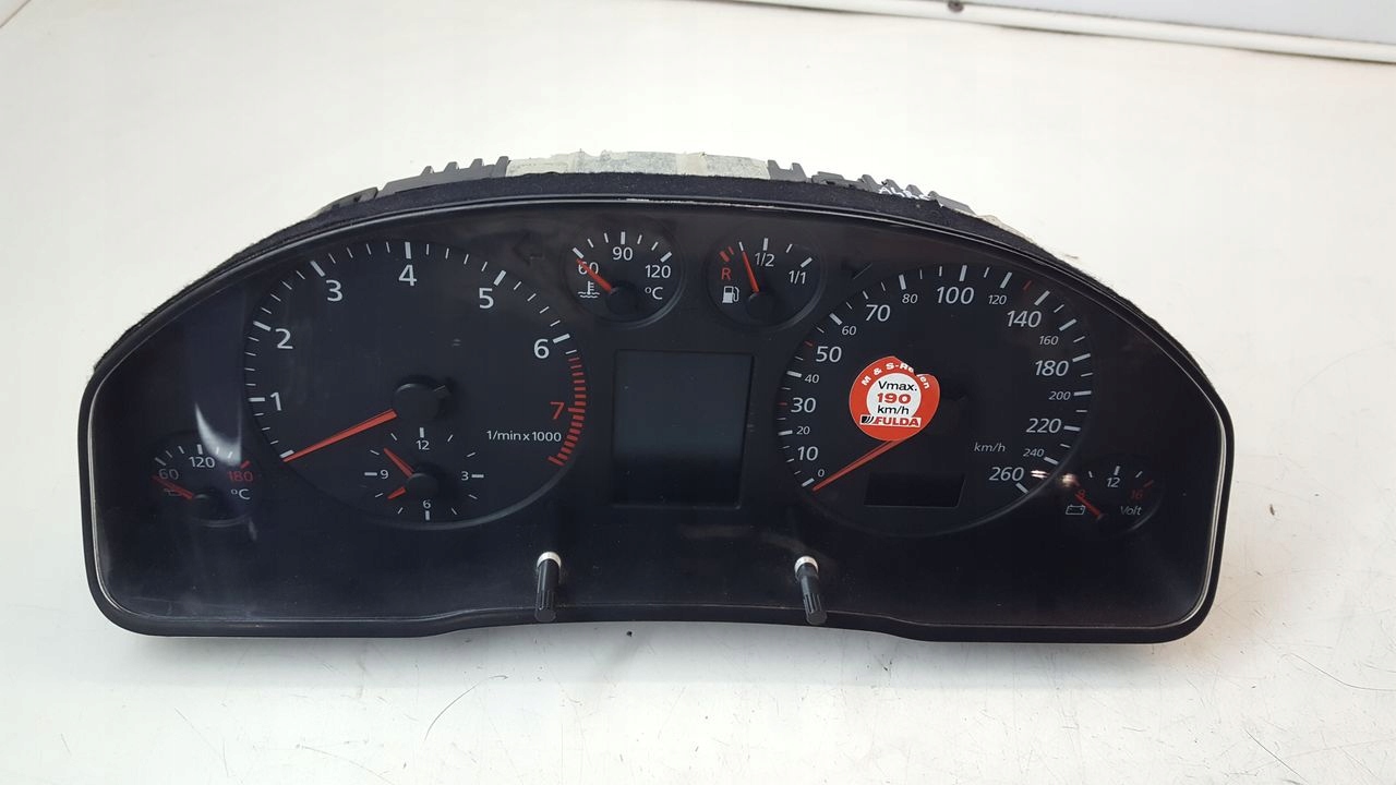 8D1919881J - Одометр Audi A4 B5 1,8 LIFT