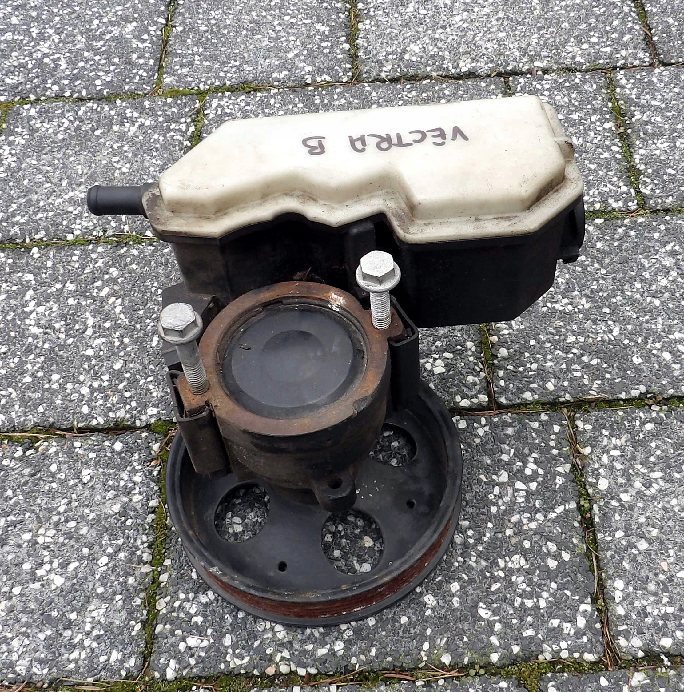 OPEL VECTRA B 1.6 1.8 POMPA WSPOMAGANIA 90495957