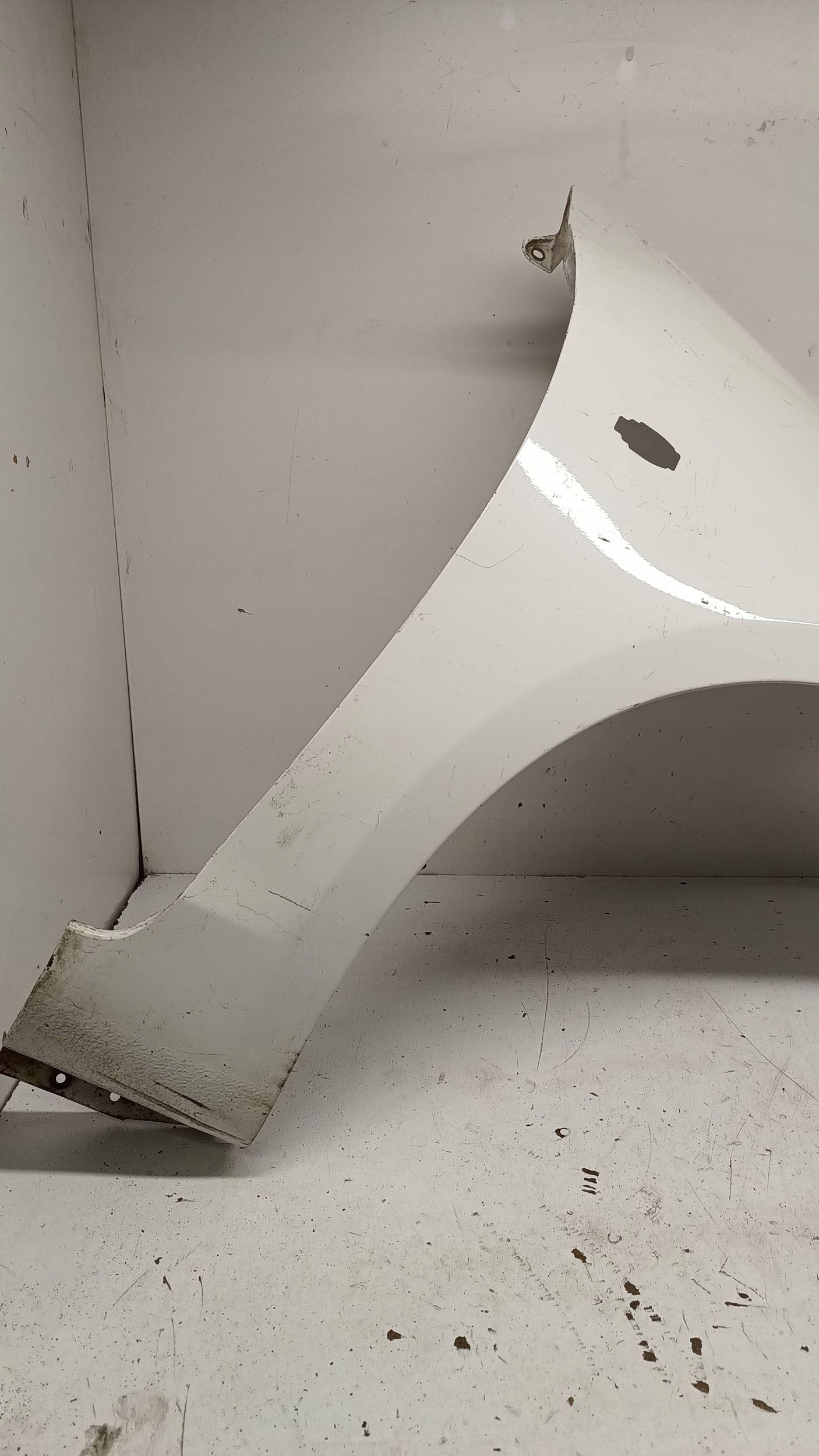 SUZUKI SWIFT MK7 fender right front 2010