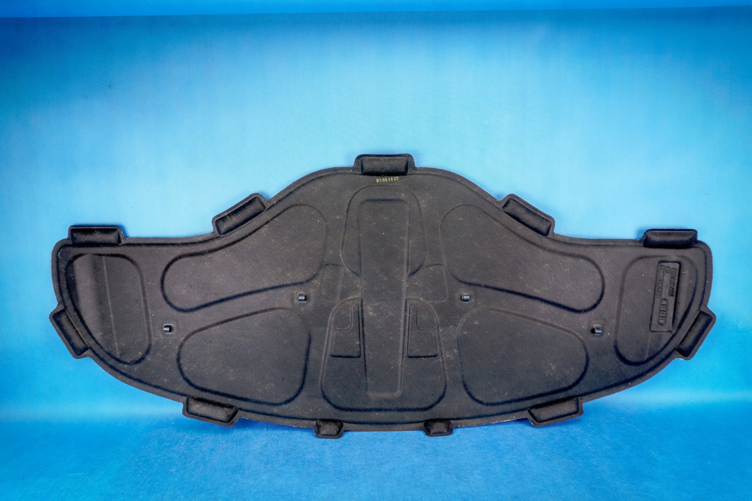 soundproofing bonnets front spinki Audi A7 S7 RS7 4G8 4G8863825