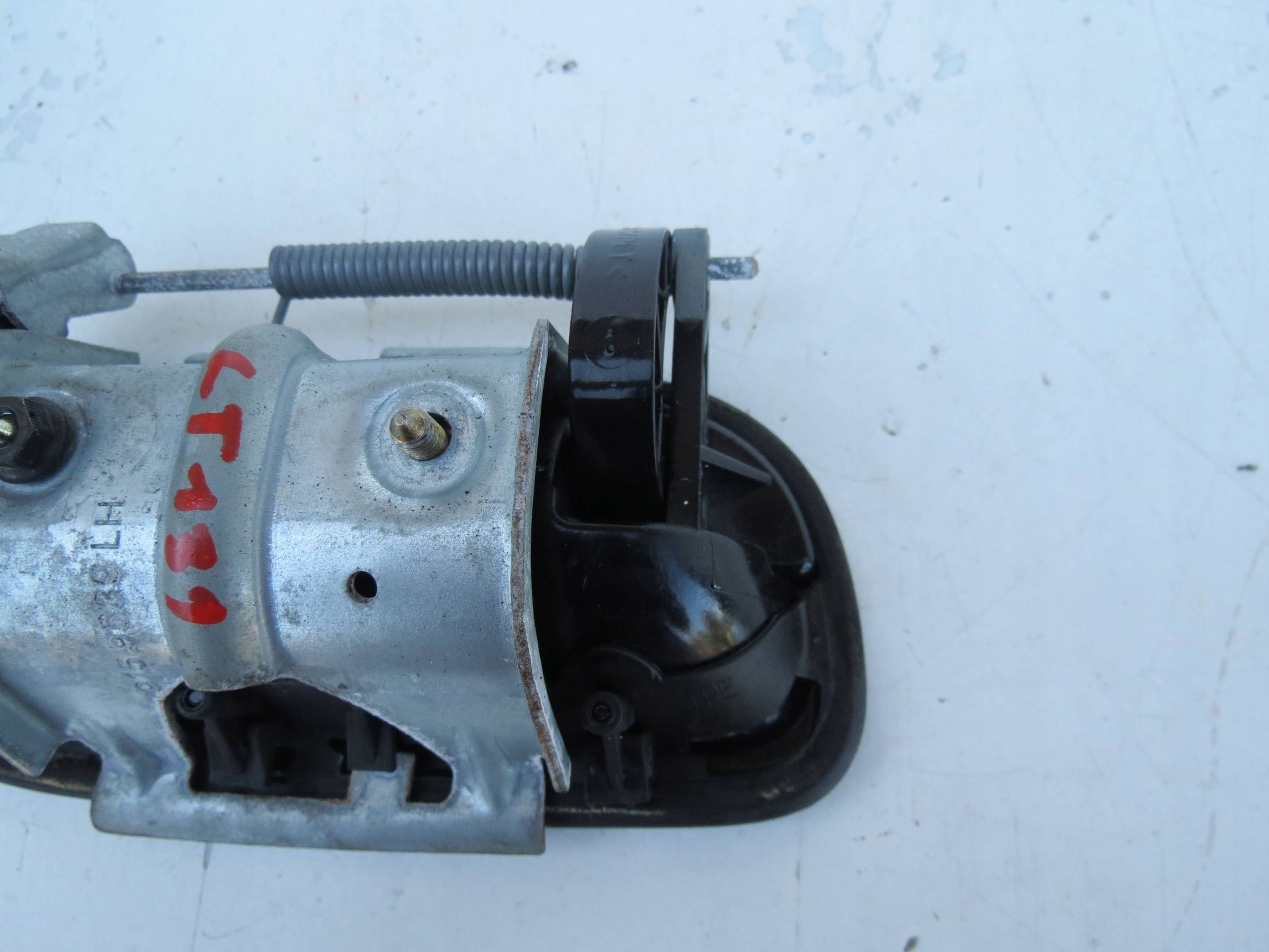 handle left rear part VOLVO XC70 II CROSS AWD 2.4D 185KM 2000-2007r