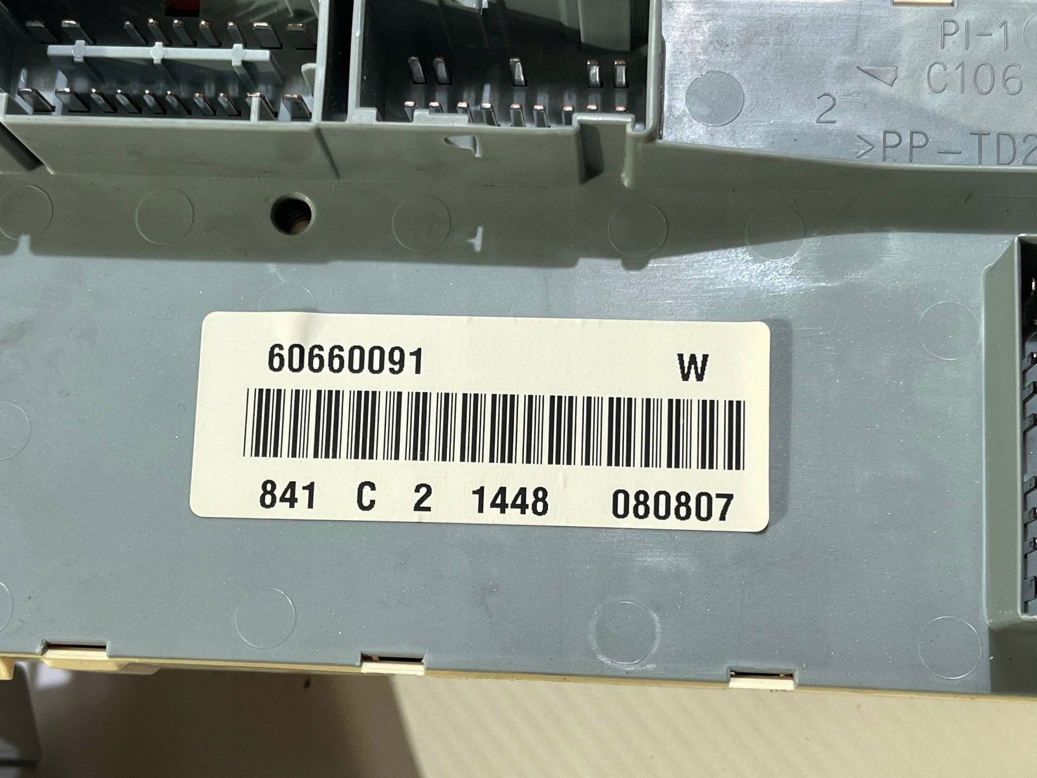 module control unit nadwozia komfortu BCM Maserati GranTurismo 2008