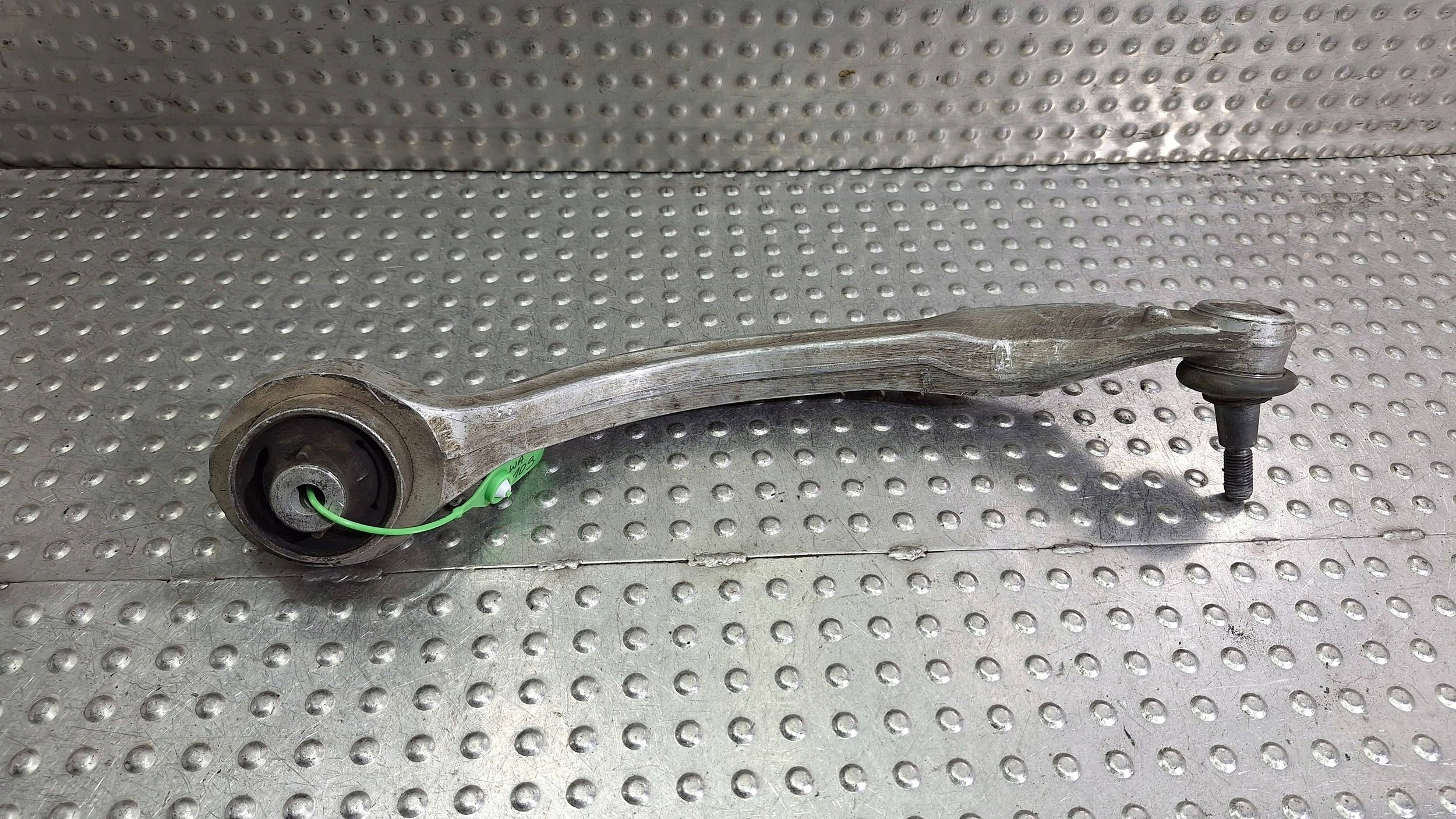 Querlenker links vorne 8E0407693AA AUDI A4 B6 B7 EXEO