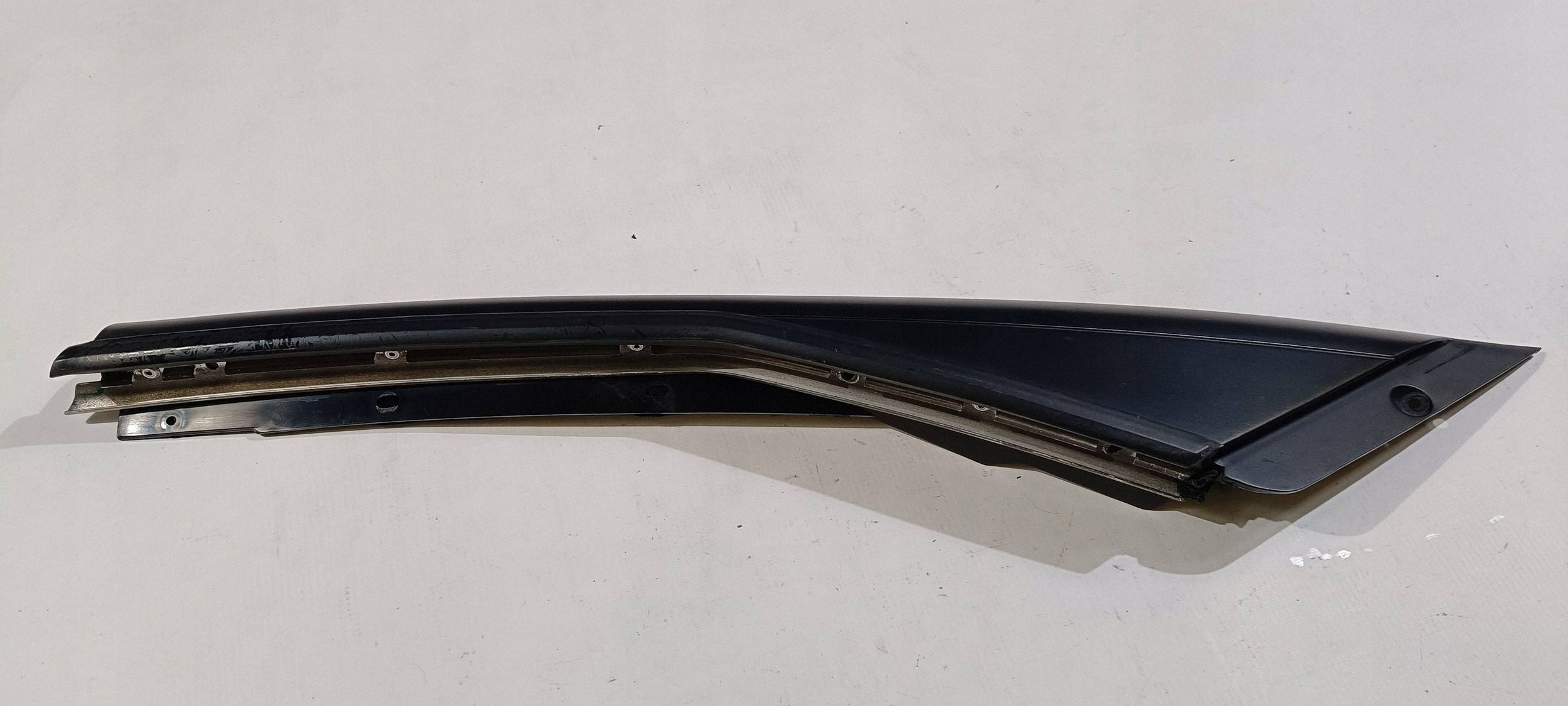 couverture couverture panel montant A droit Chevrolet Corvette C6 2005-2013