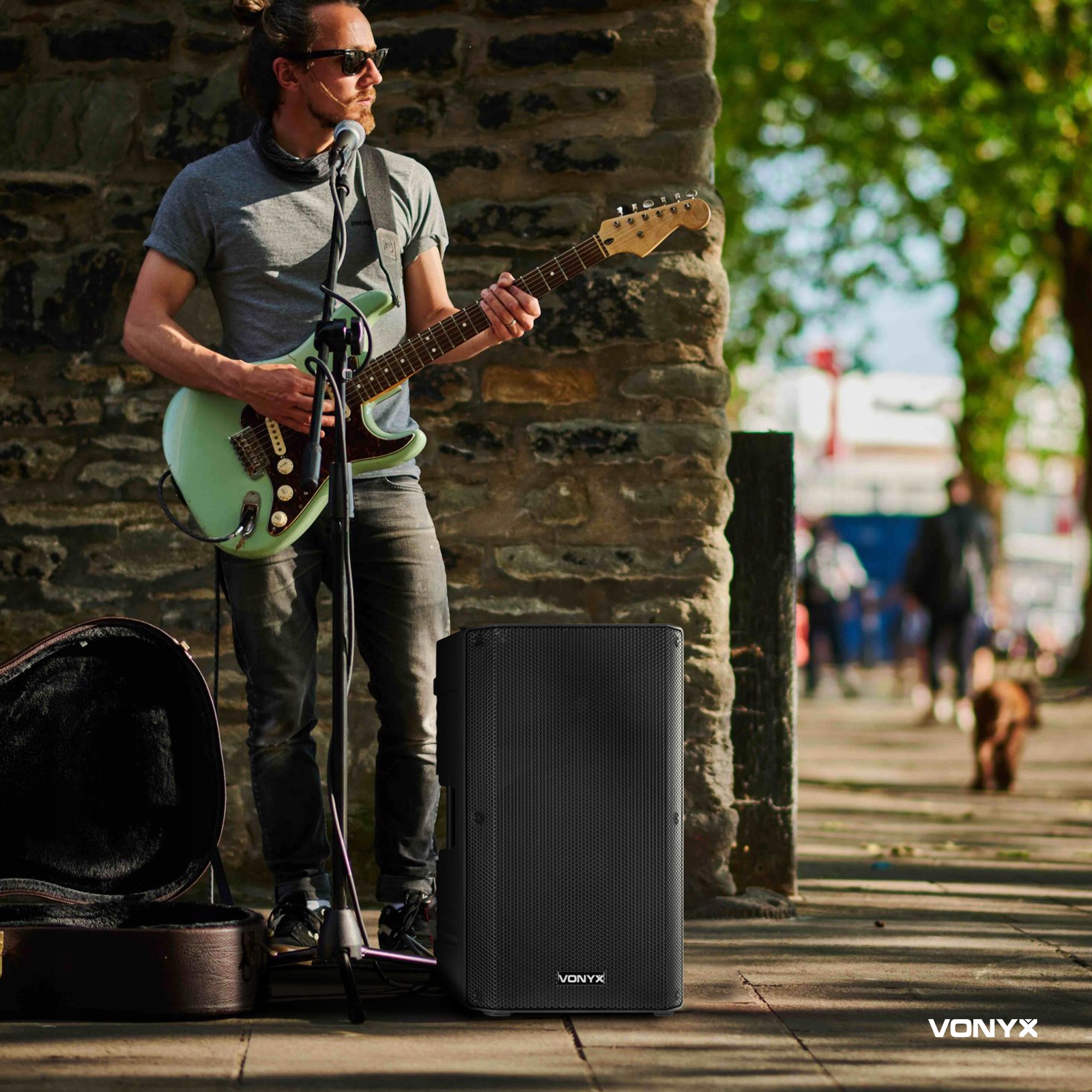 Kolumna aktywna 12"800W BT bateria 2x mic Pasmo przenoszenia 45-18000 Hz