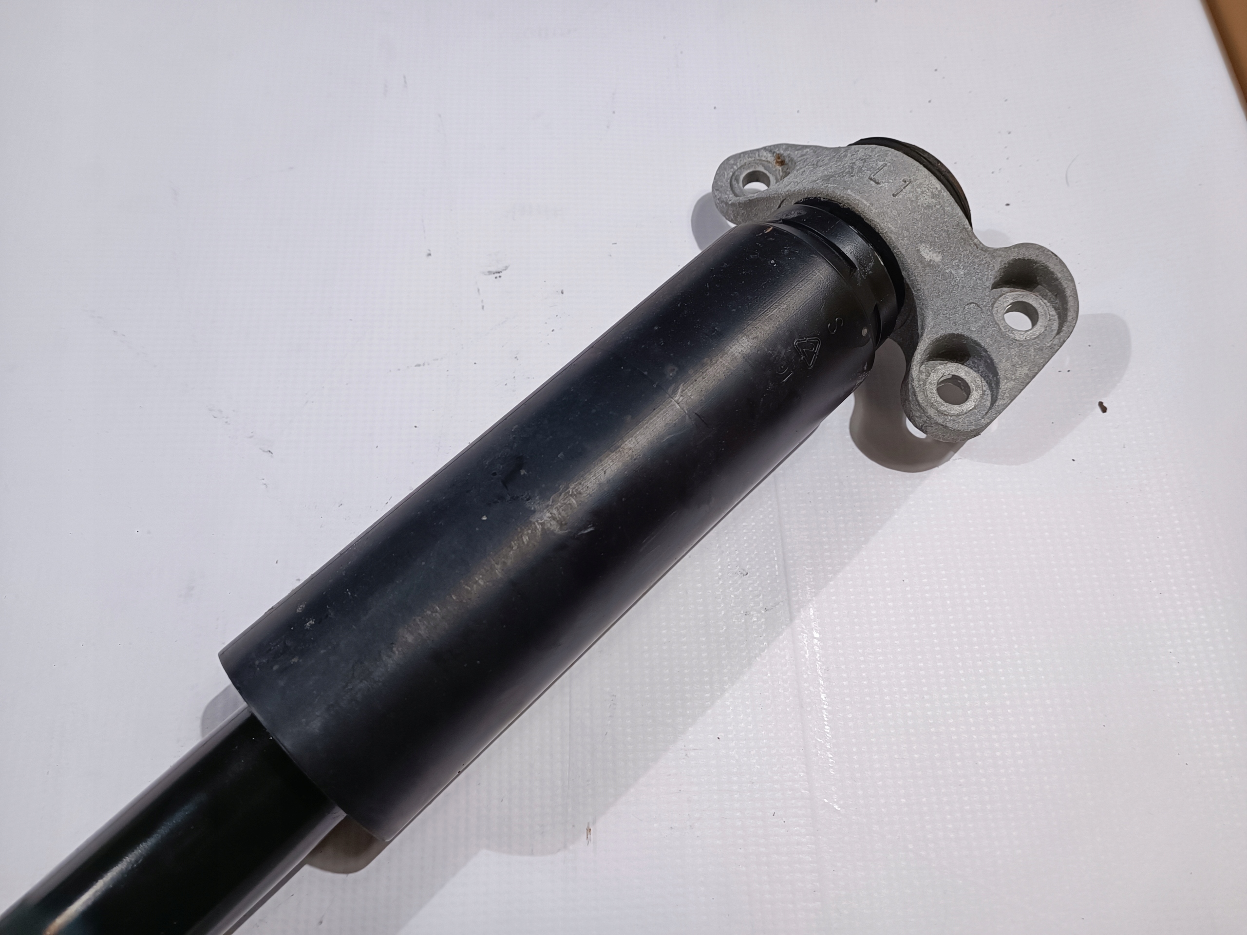 shock absorber rear part rear left Chevrolet Camaro 3.6 2.0 6.2 2016