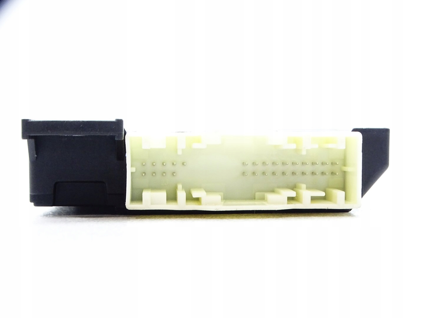 module control unit KEYLESS MERCEDES CLA II C118 X118 A1679009230
