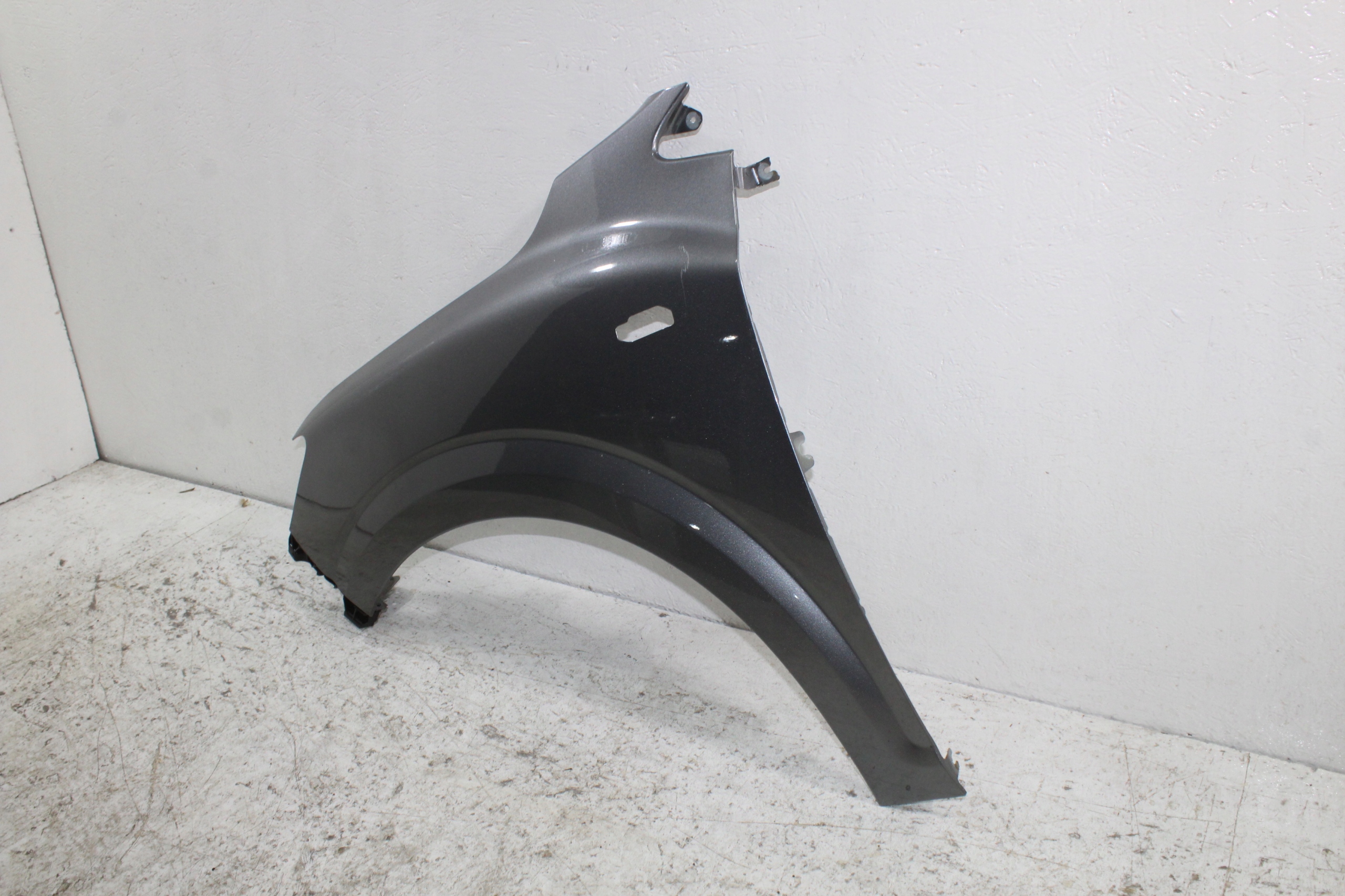 Dacia Sandero III fender left front