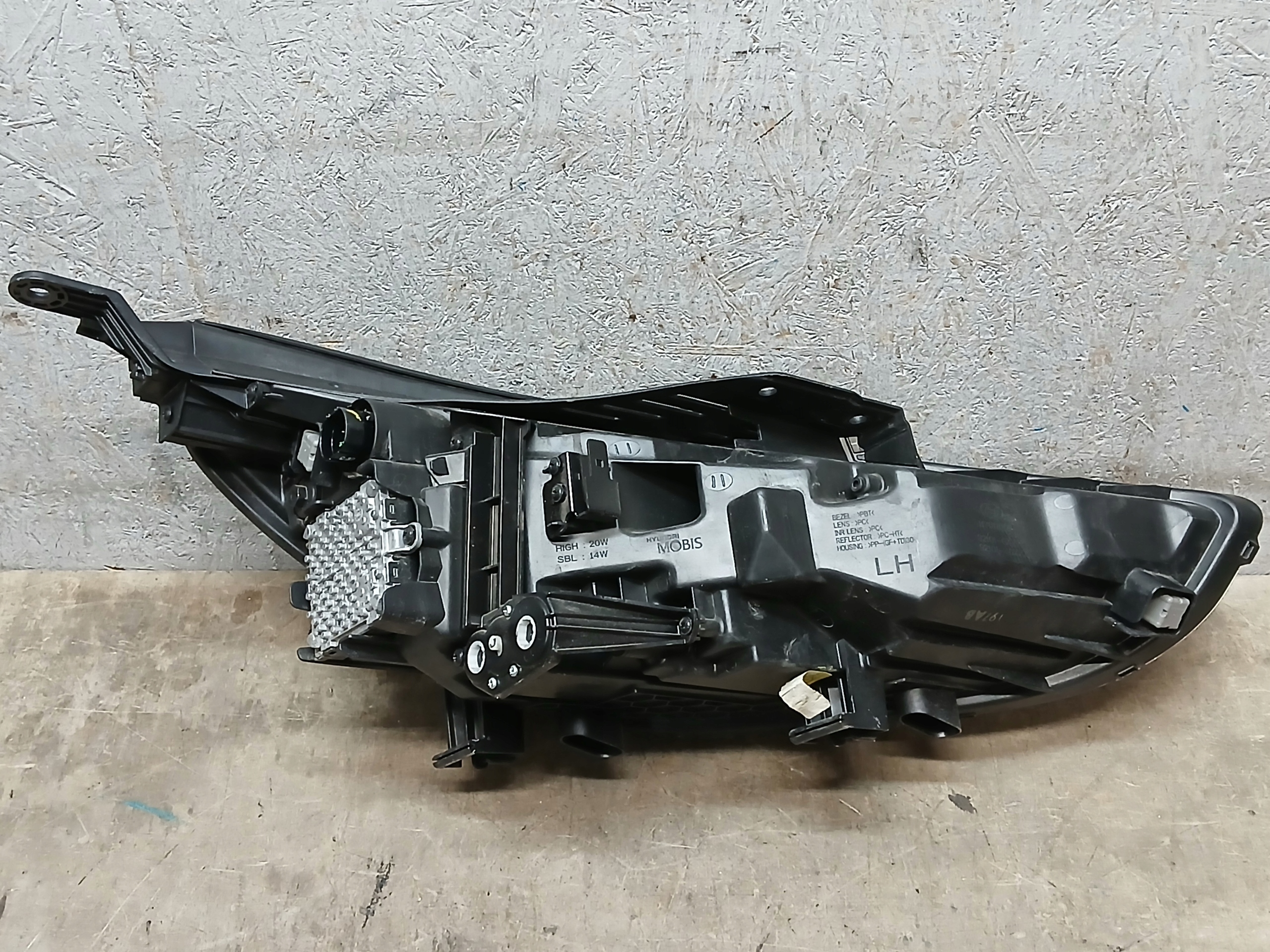 light front left HYUNDAI I30 III 3 17- FULL LED 92101-G4120