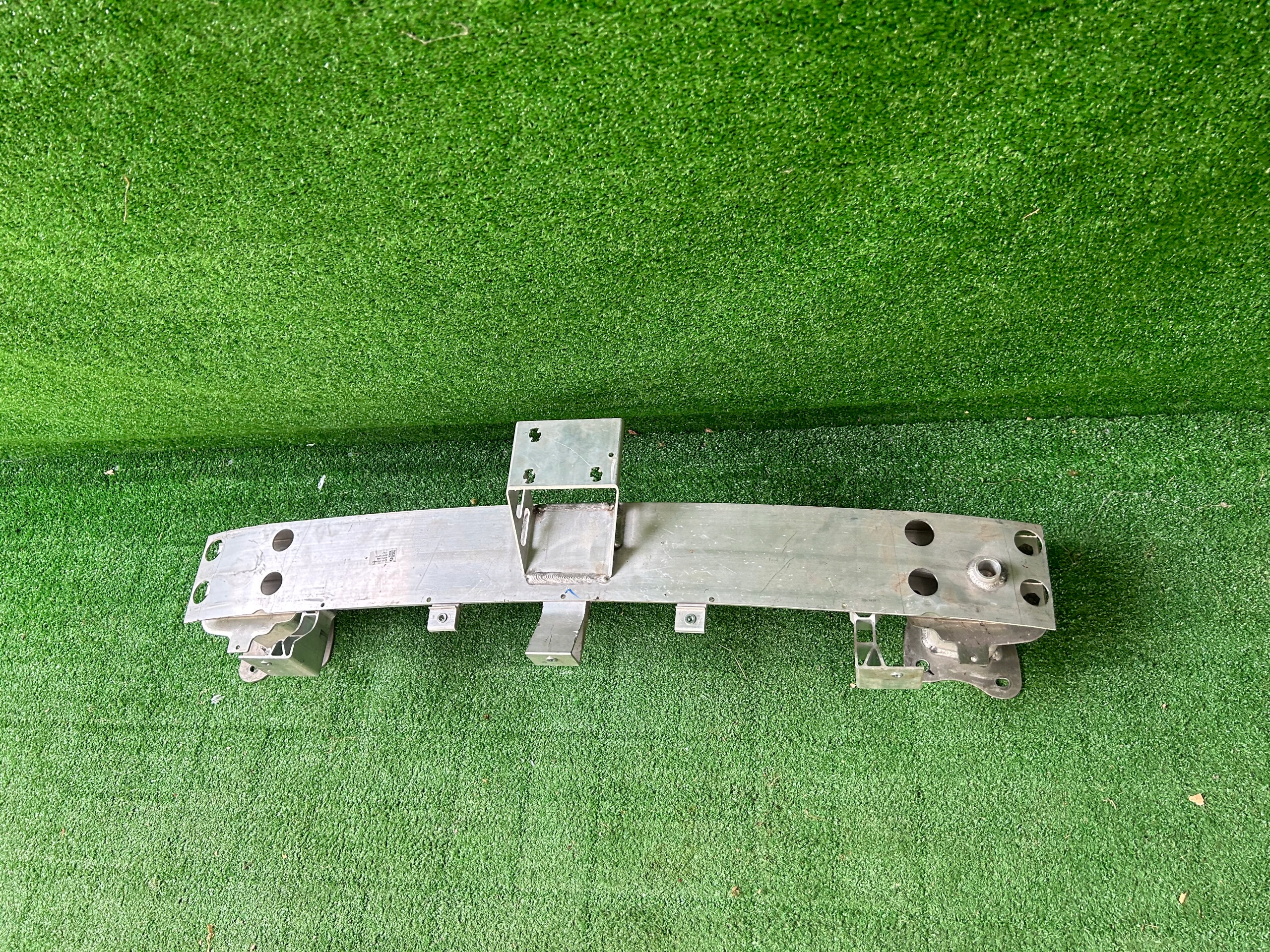 Mg Marvel sider below bumper front