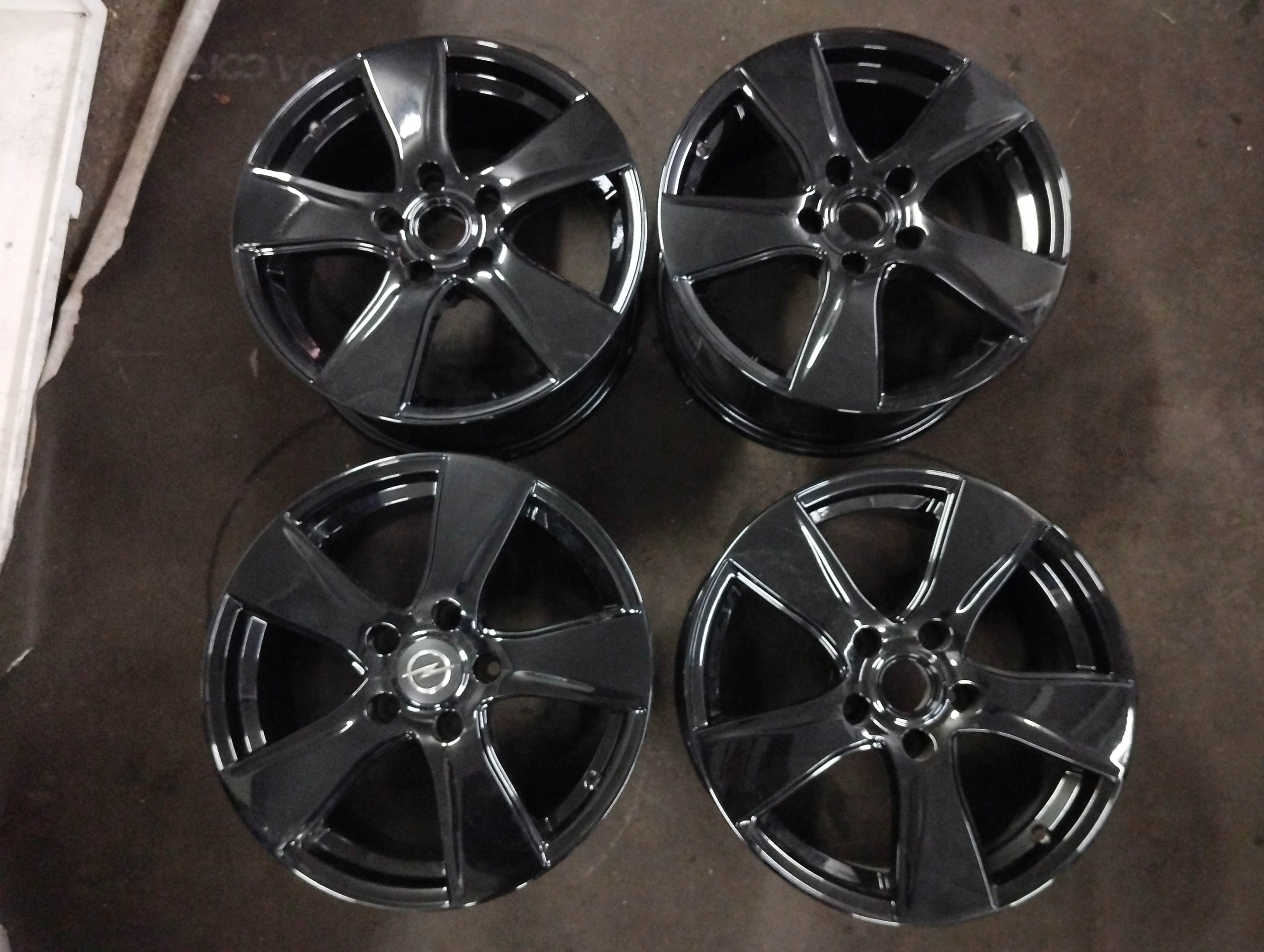 Alu Felgi 5x120 17 do OPEL INSIGNIA A Liczba felg w ofercie 4 szt.