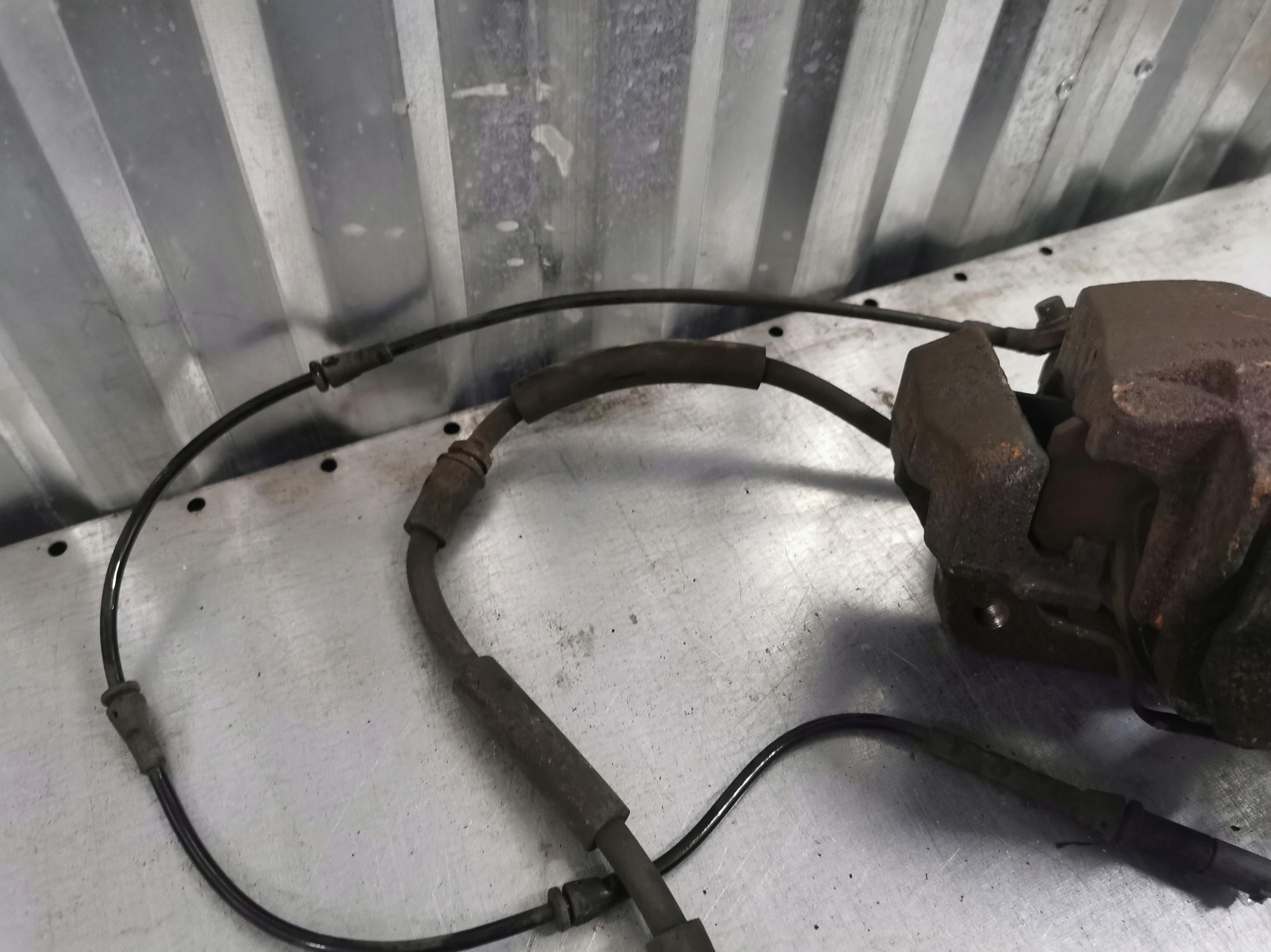 caliper brake left front BMW X6 E71 3.0D 306KM