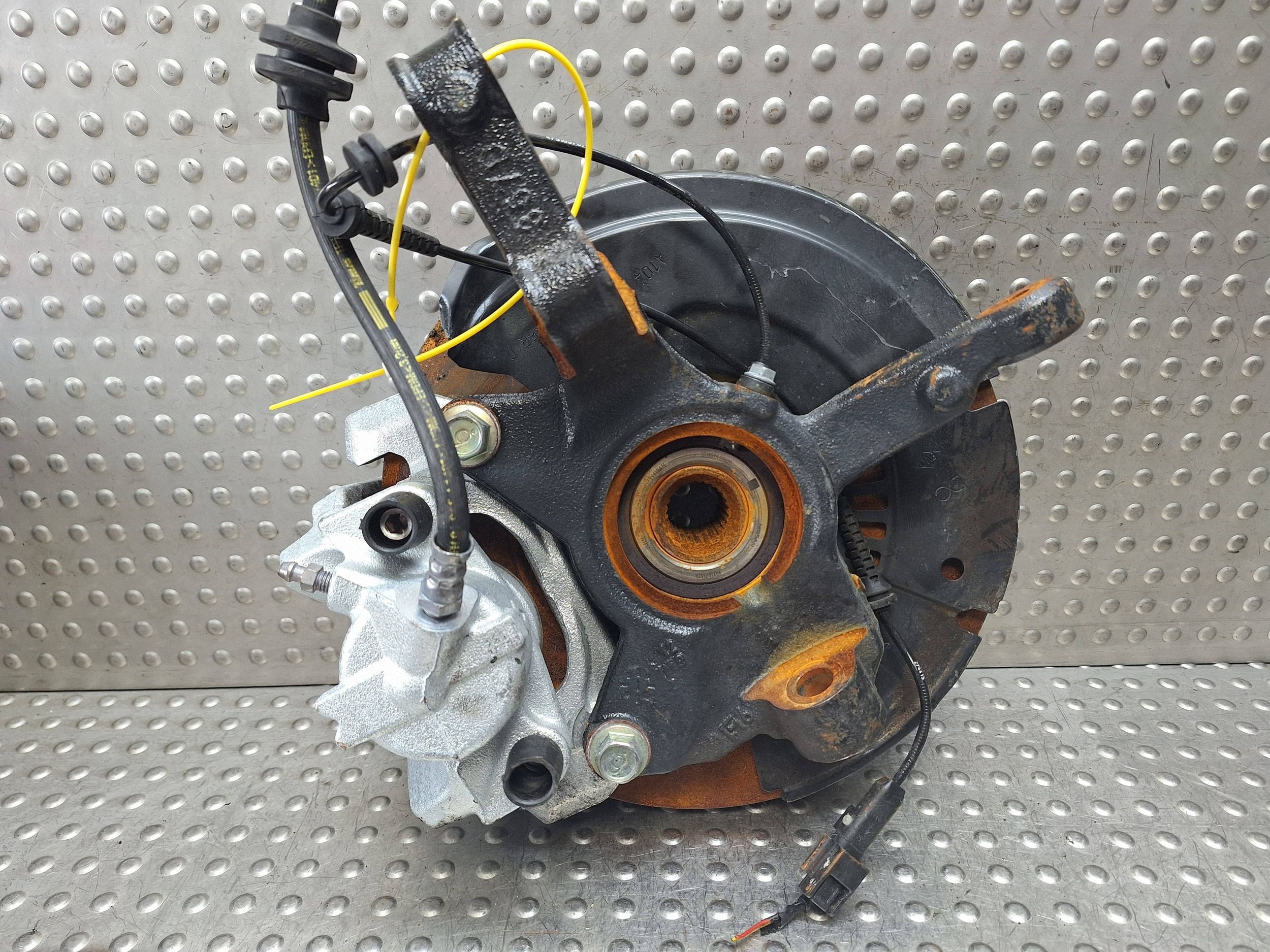 swing right front NISSAN JUKE II F16 19-26 caliper