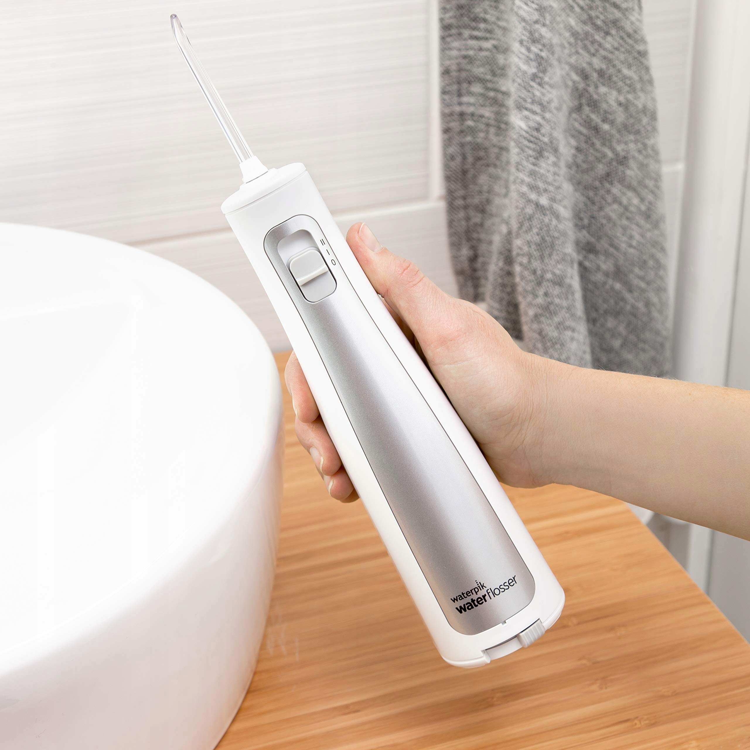 WATERPIK Bezprzewodowy I Wodoodporny Irygator Do Zębów Idealny Na Podróże — miniatura 8