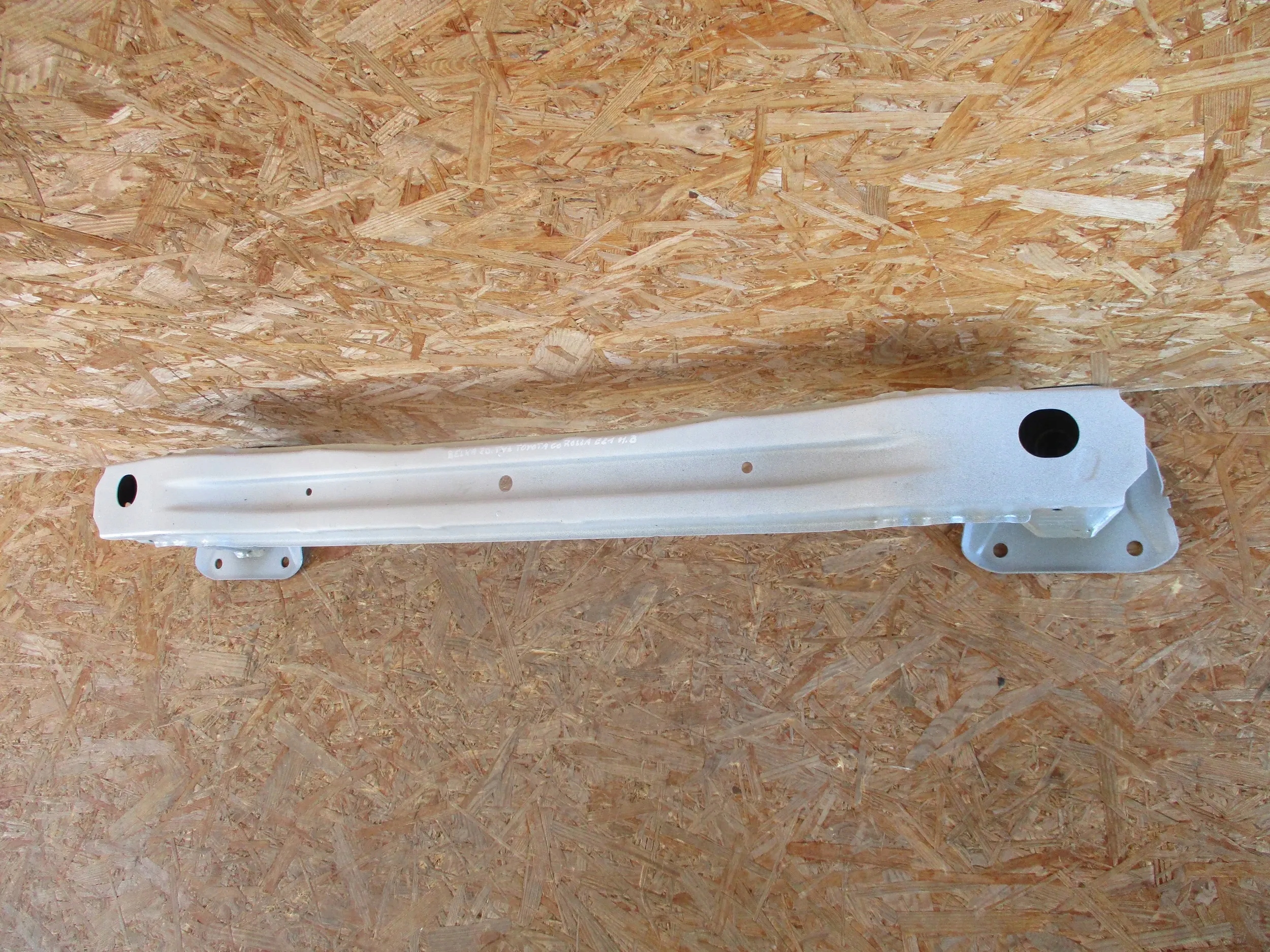 bumper support rear part rear TOYOTA COROLLA E21 HB