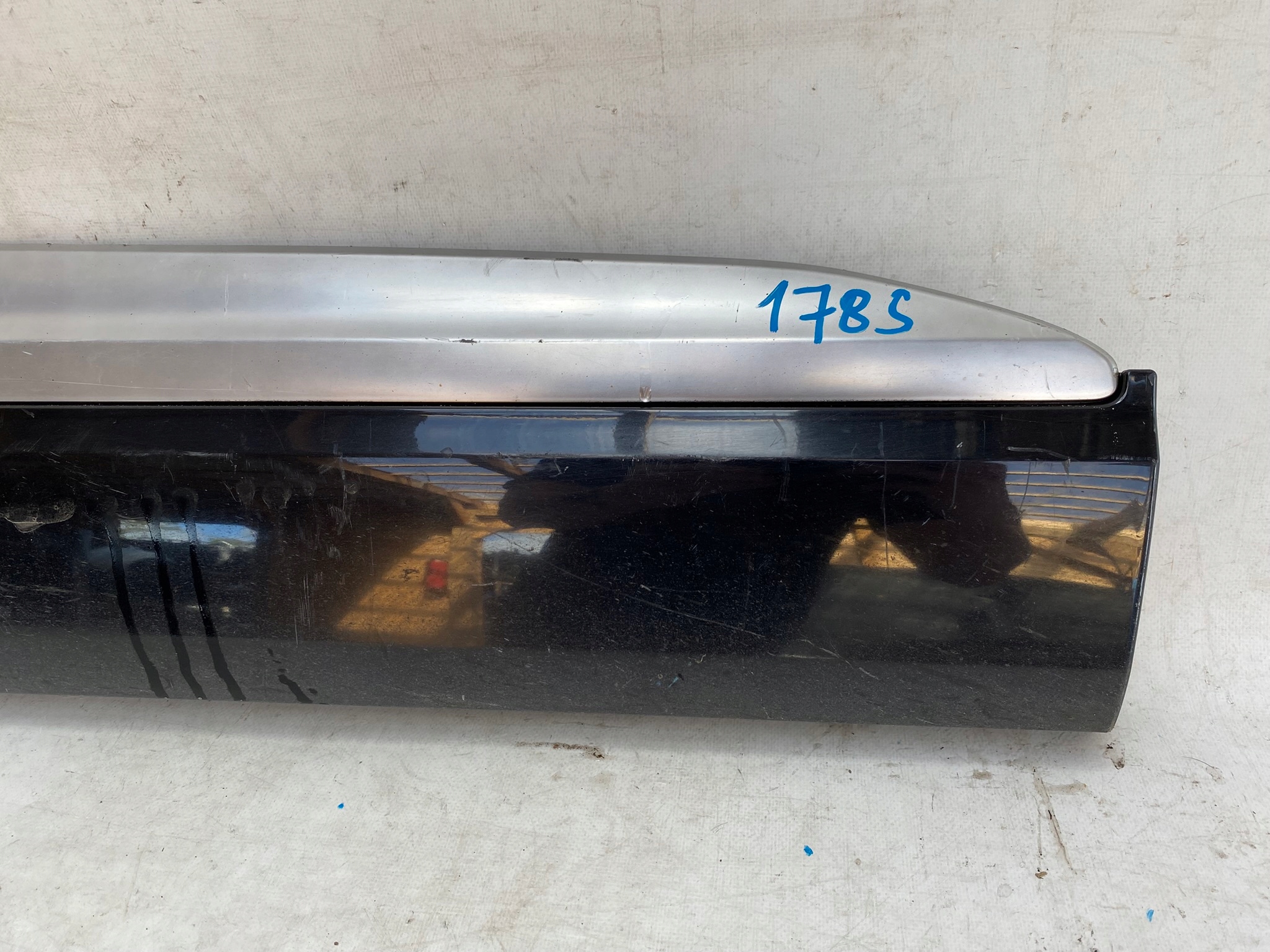 AUDI Q7 II 15- SLINE moulding door right front 4M0853960B