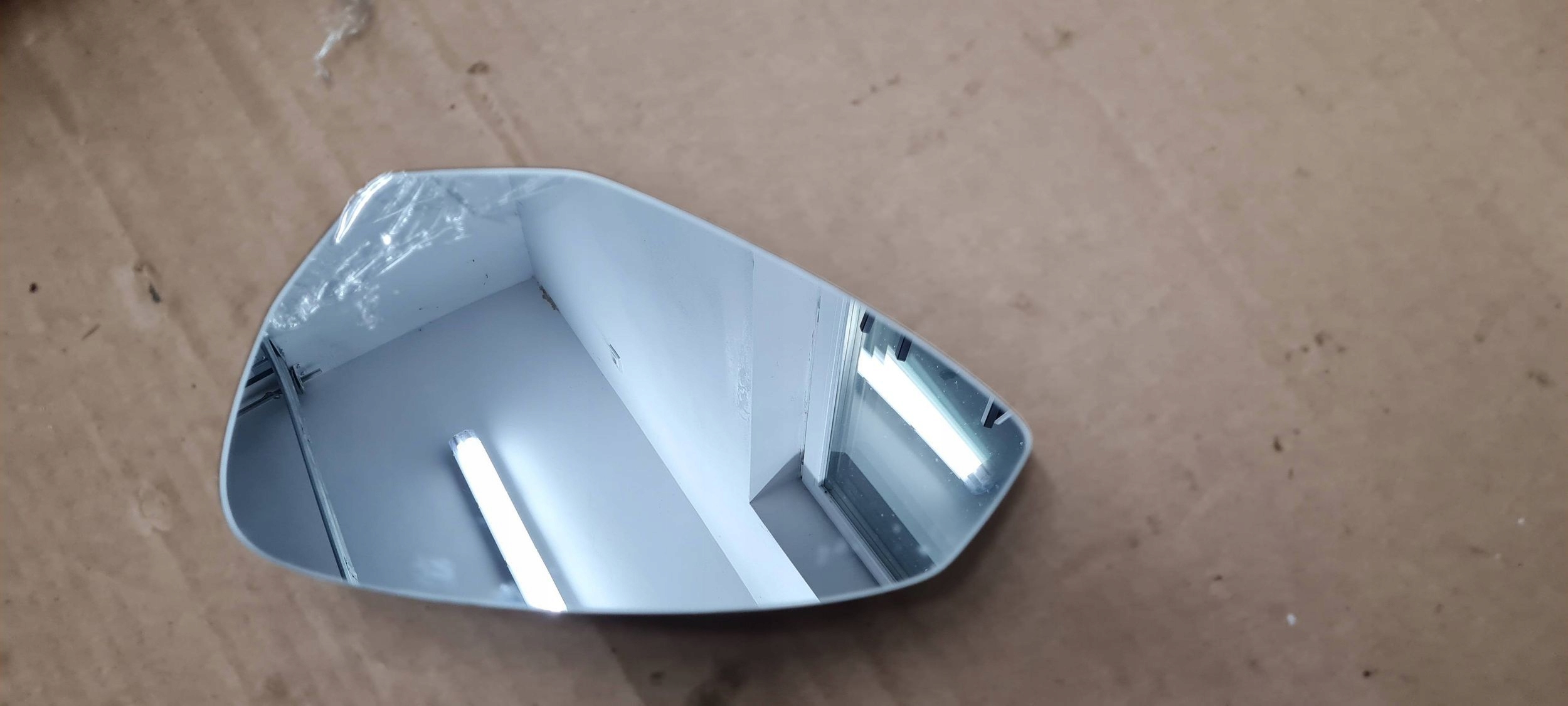 A5 8W WKLAD left of left mirrors A4 B9 8W