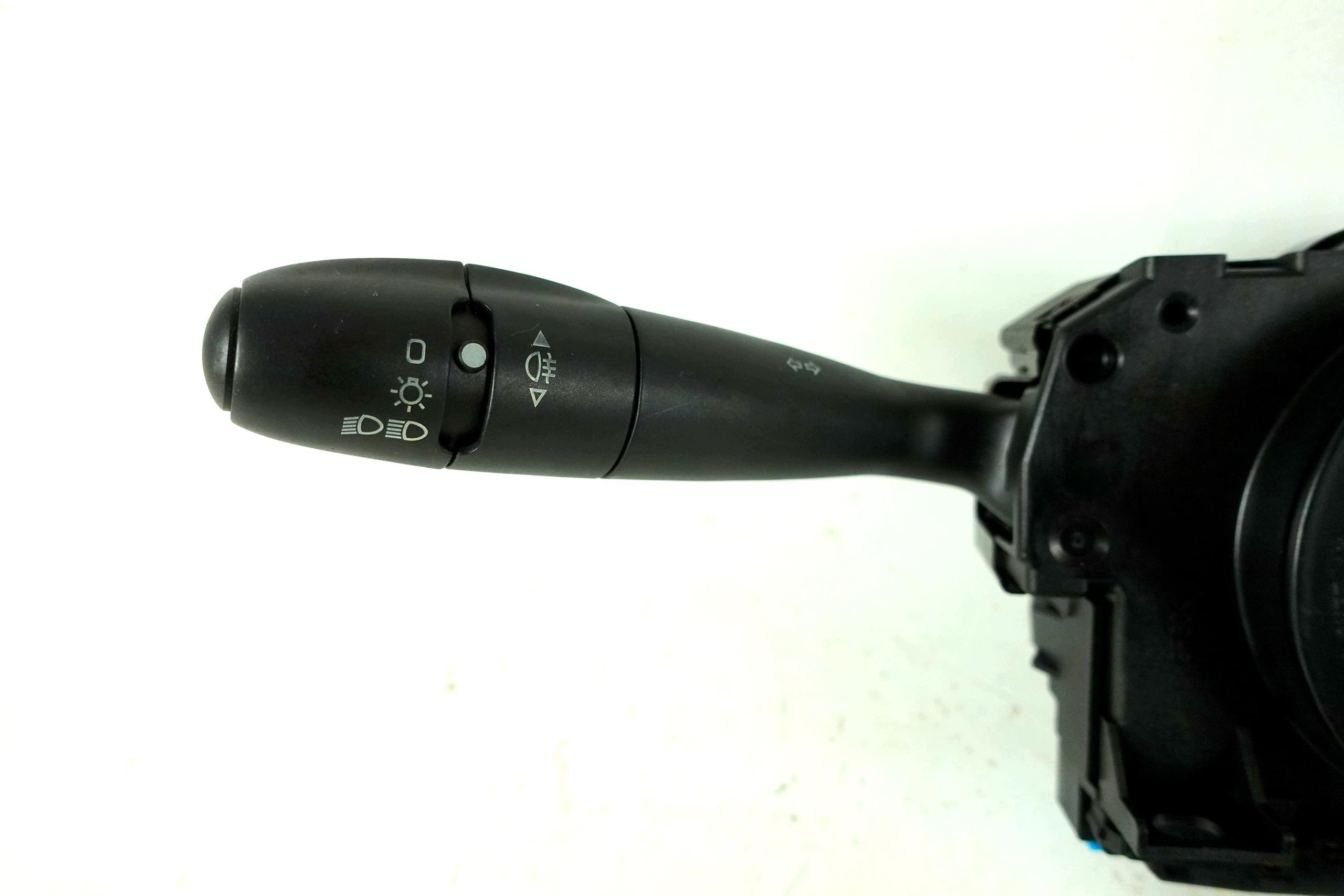 commande levier commodo sous volant feux anneau airbag CITROEN C2 C3 et 96640423XT