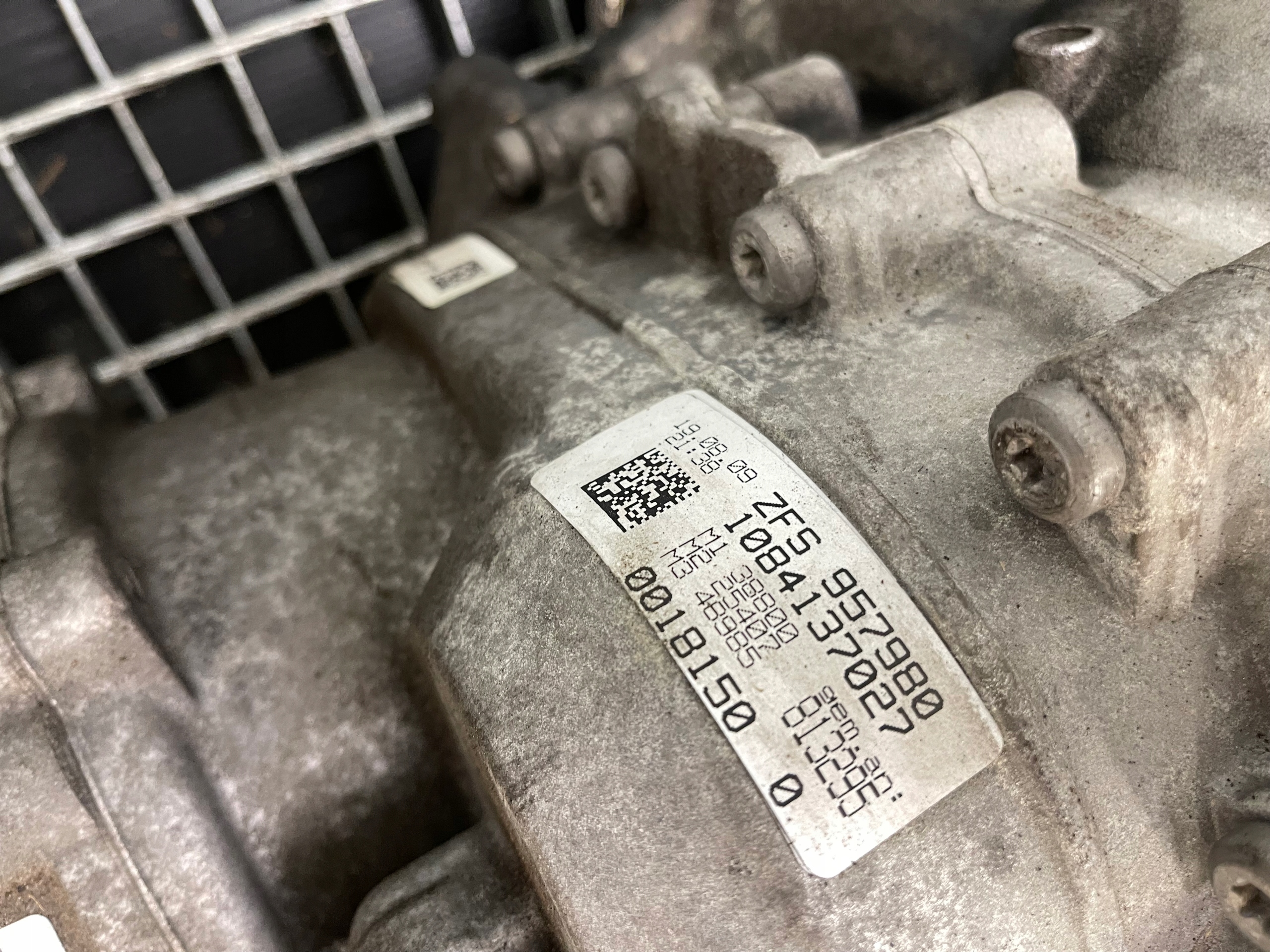 gearbox AUTOMAT LMJ AUDI A4 S4 A5 S5 4.2 FSI V8 complete